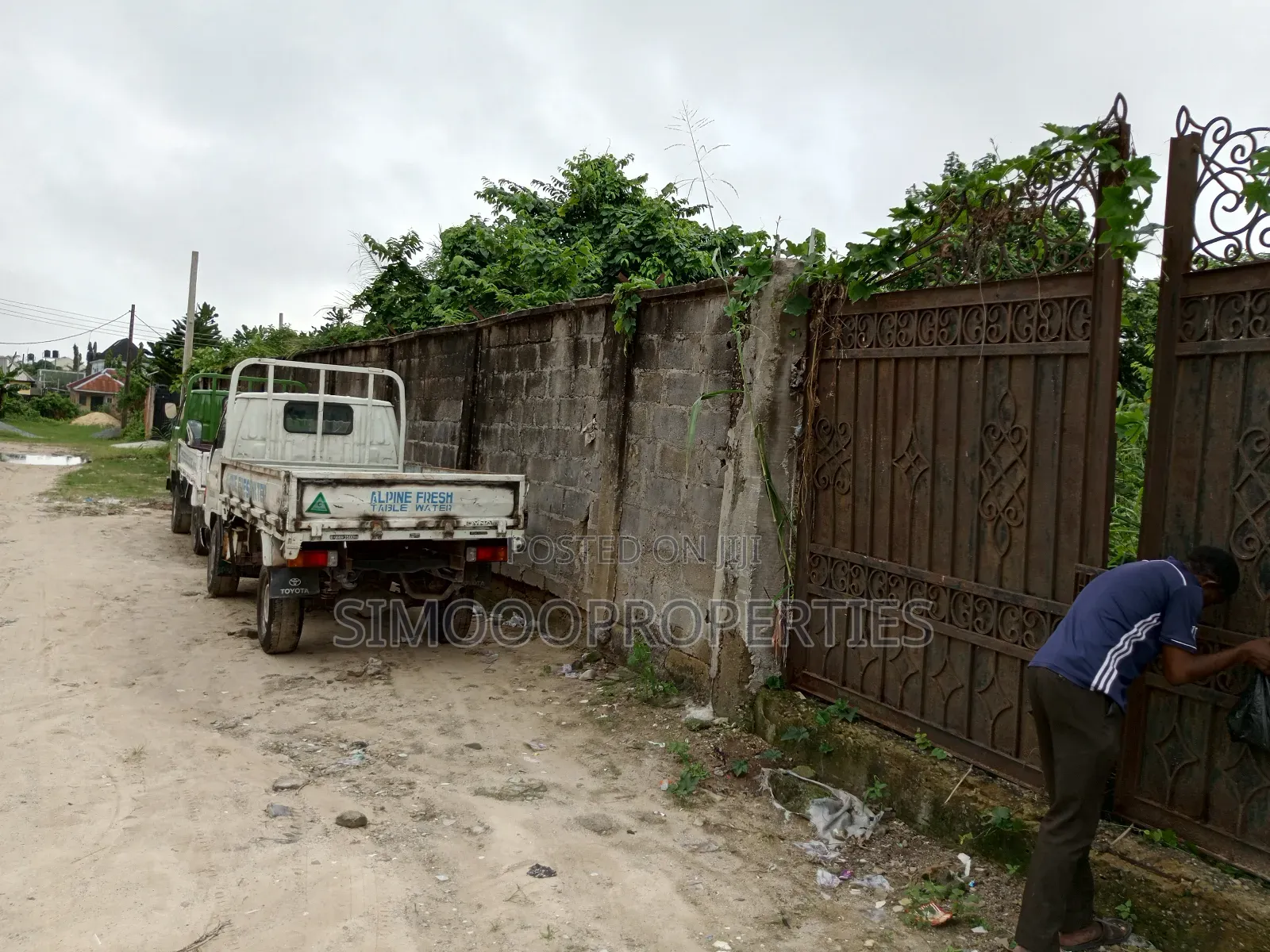 A Plot of Corner Piece Land Beside Ogunfayo Palace for Sale