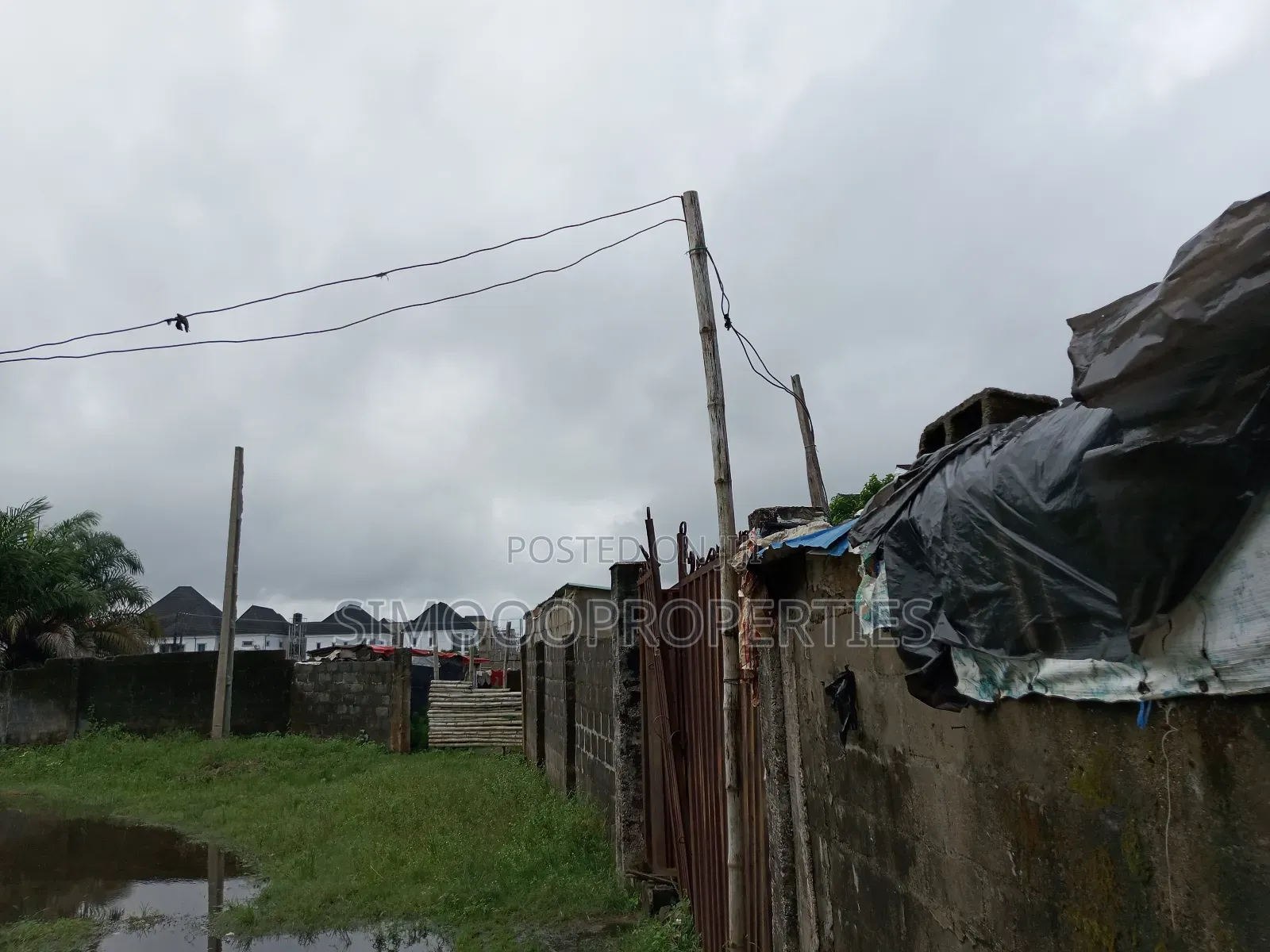 30rooms Shortlet for Sale at Jehovah's Witnesses Road Bogije