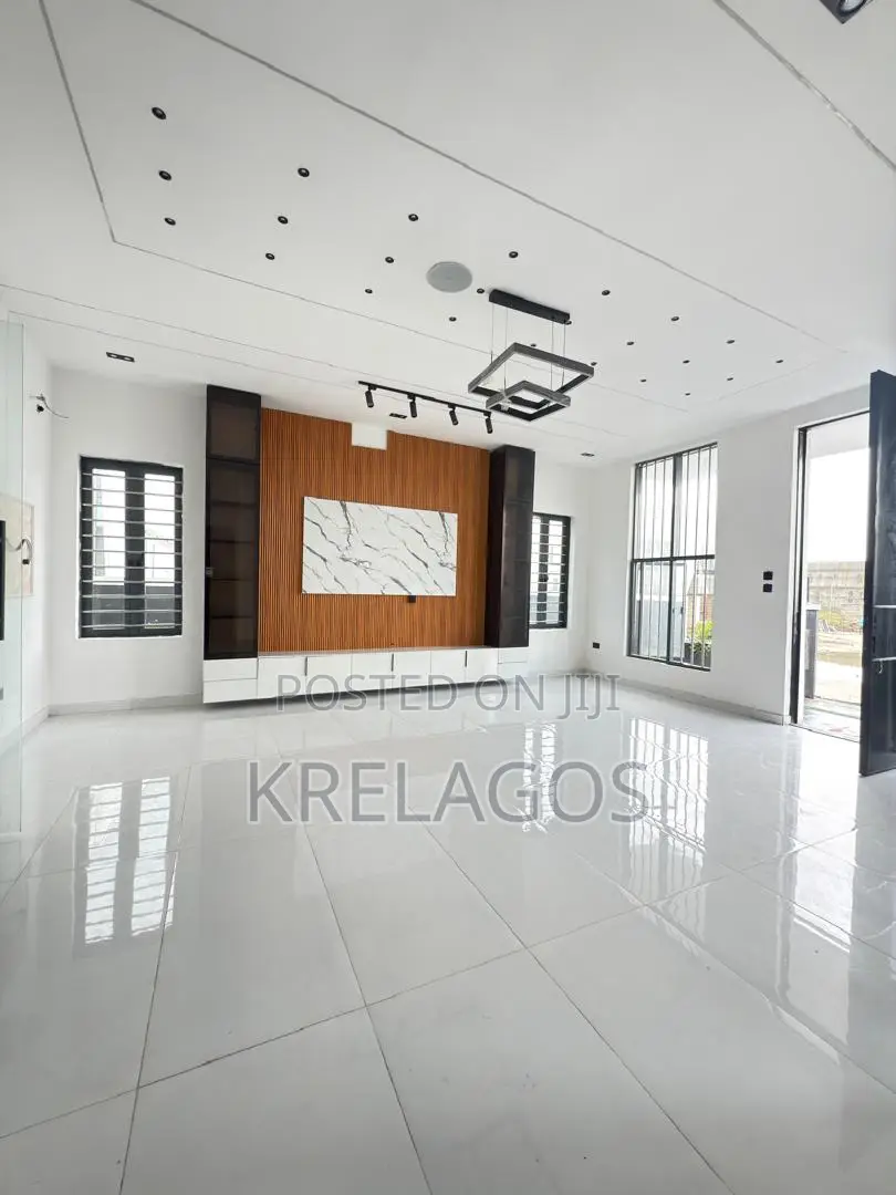4bdrm Duplex in Ado / Ajah for sale