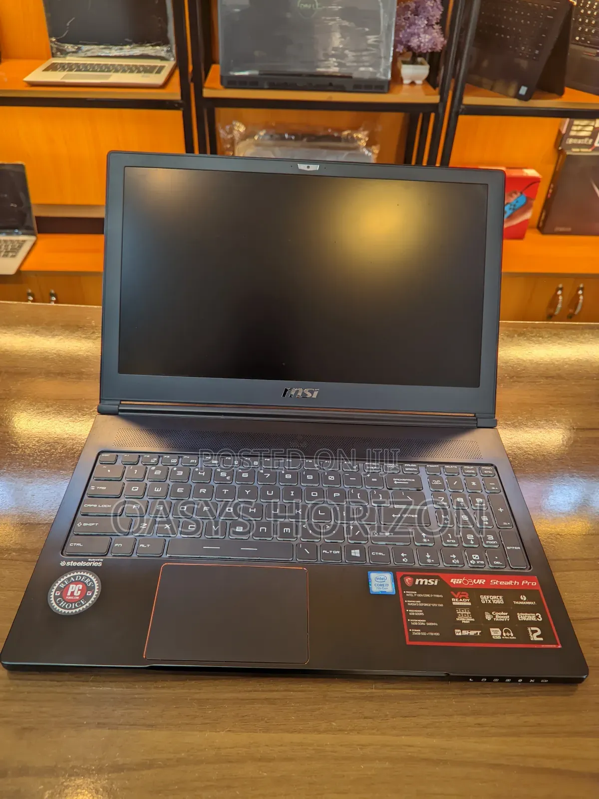 Laptop MSI GS63VR 7RF Stealth Pro 16GB Intel Core I7 SSD 512GB