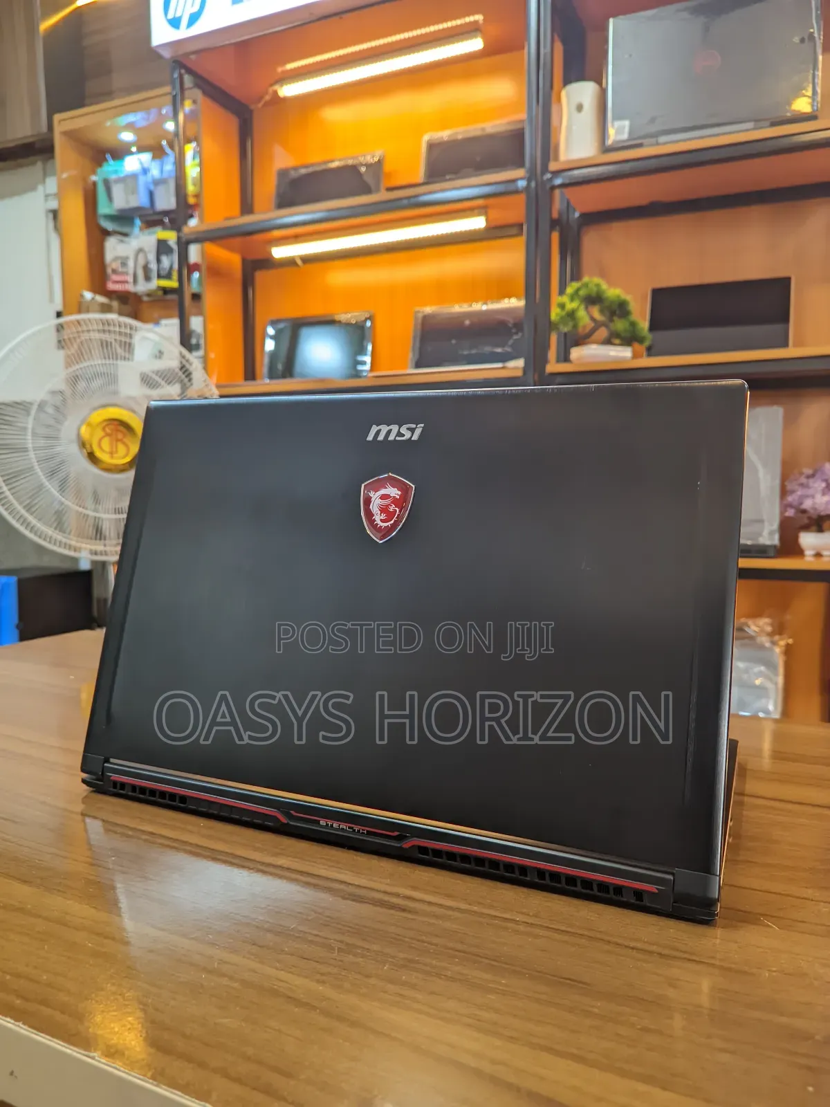 Laptop MSI GS63VR 7RF Stealth Pro 16GB Intel Core I7 SSD 512GB
