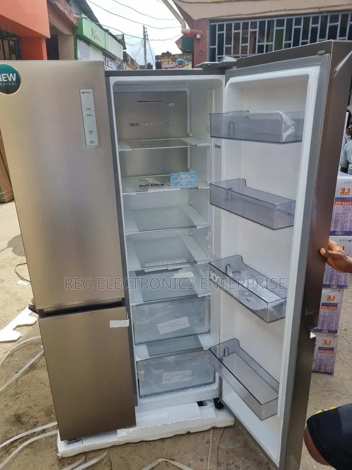 I Deal on the Best Side by Side Hisense 650litres Refrigerator