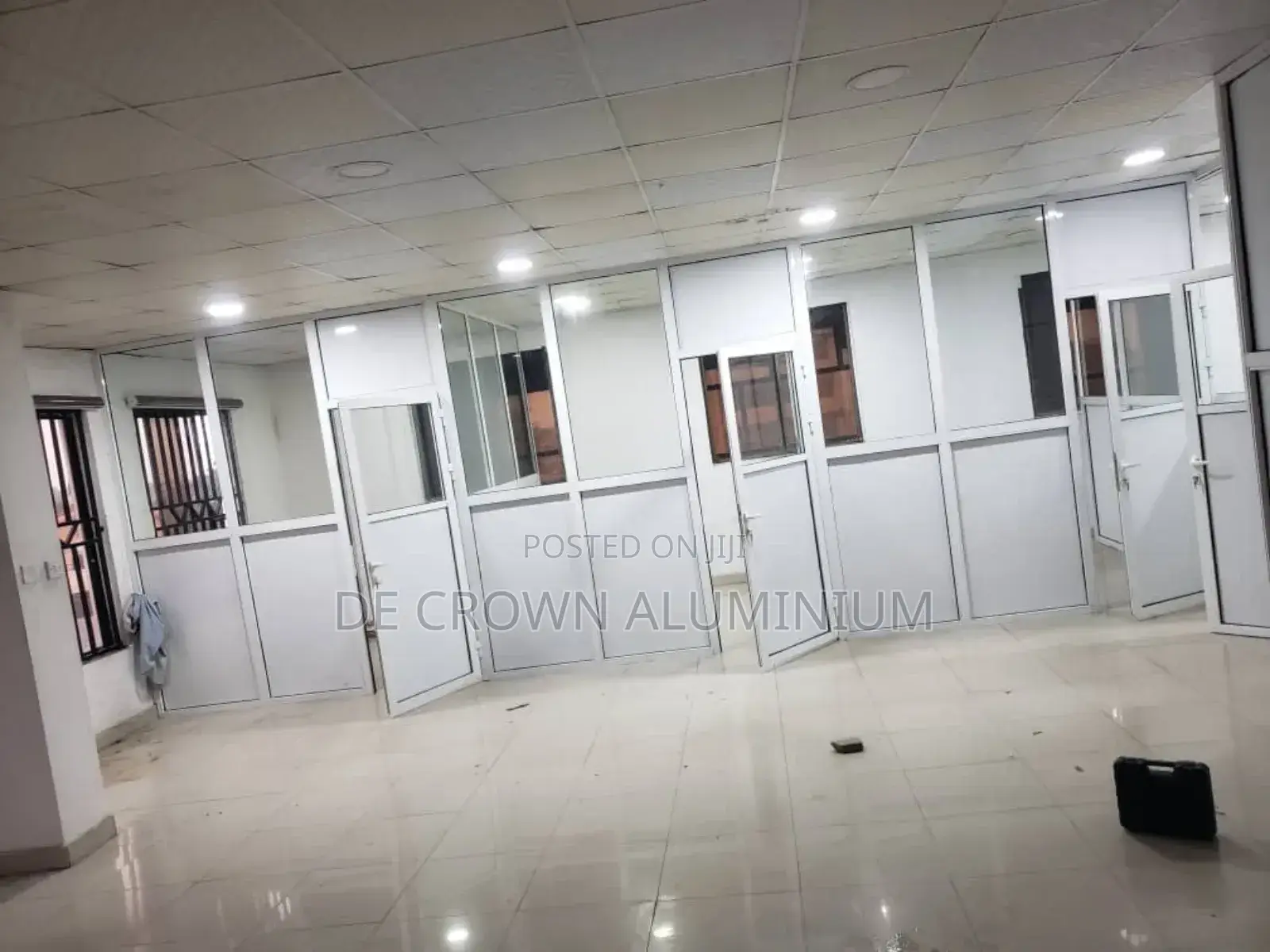 Aluminium Office Partition