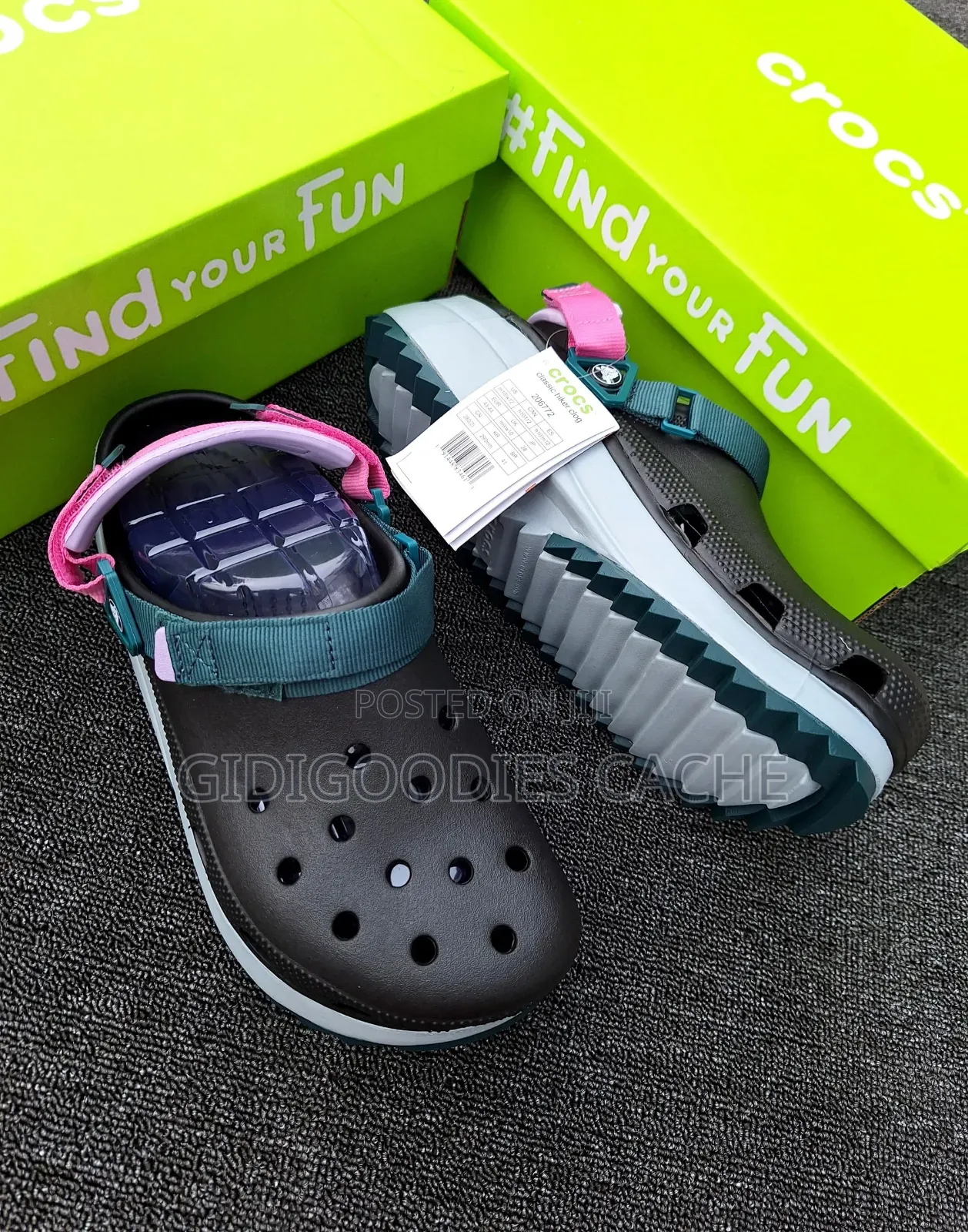 Unisex Iconic Crocs Size 40-45
