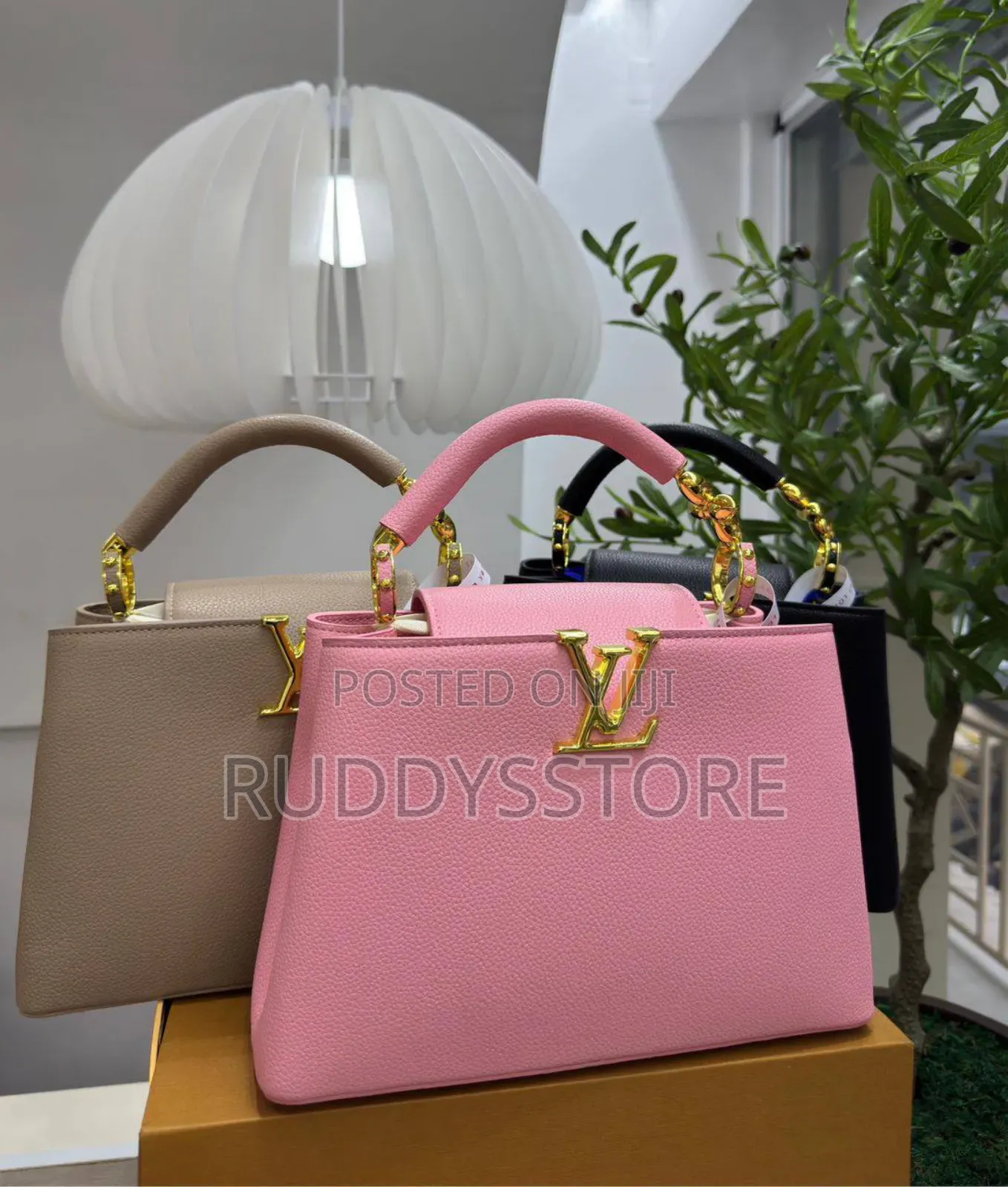 Louis Vuitton Ladies’ Handbag | Elegant Designer Fashion Bag