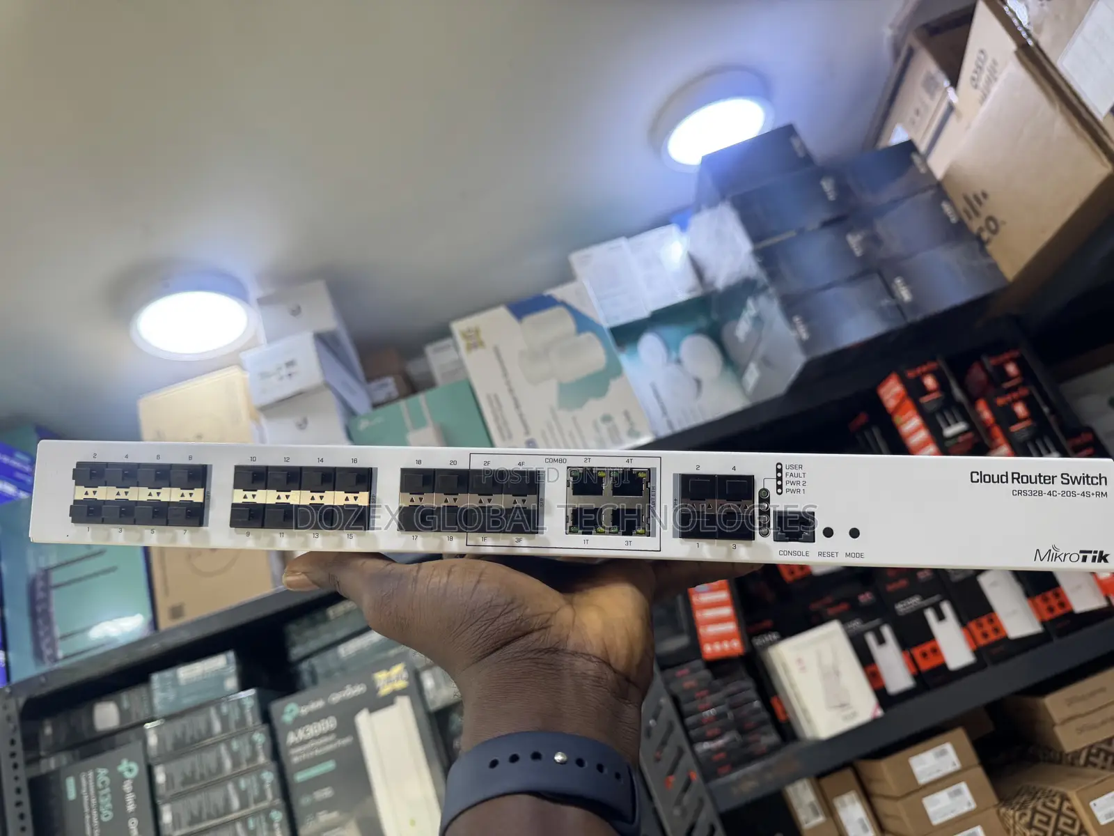 Mikrotik Crs328-4c-20s-4s+Rm ( Fiber Switch )