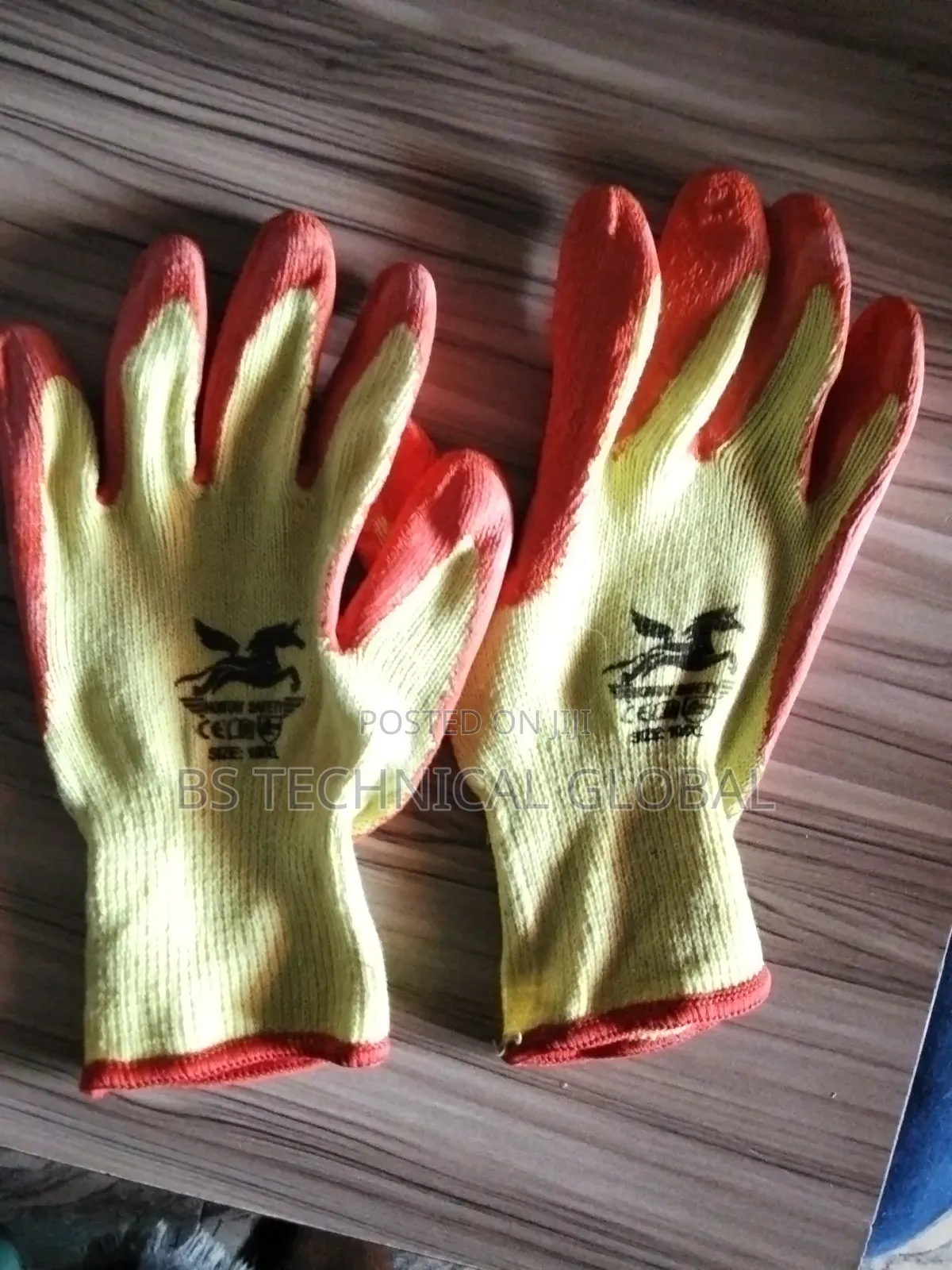 Cutting Hand Glove