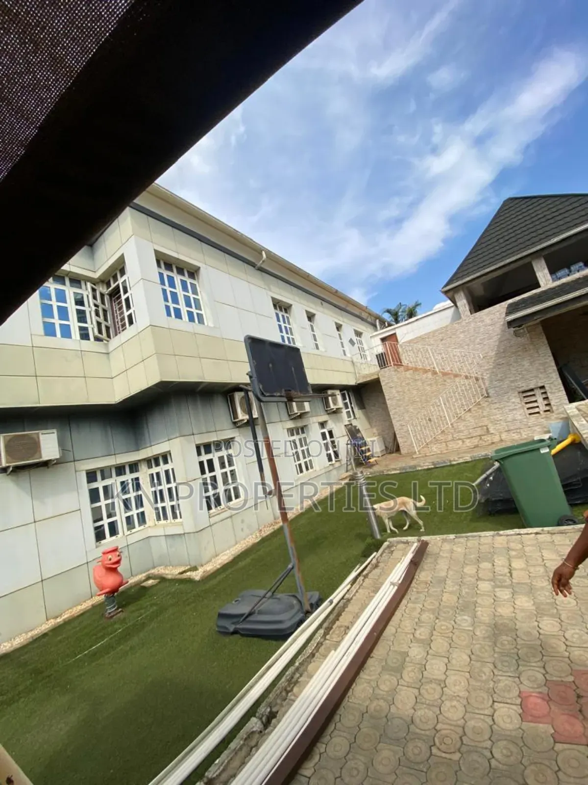 Furnished 6bdrm Duplex in Apo for rent