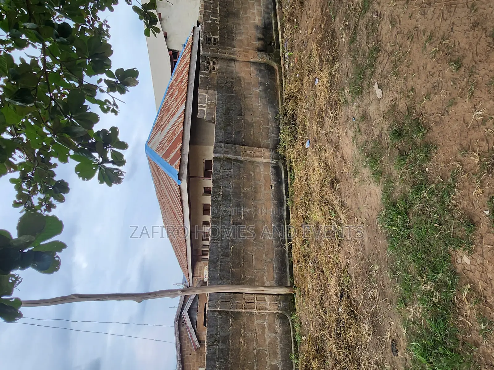 Nice 300m2 Land With Building at Maberi Idi Ishin Off Akala Epxress