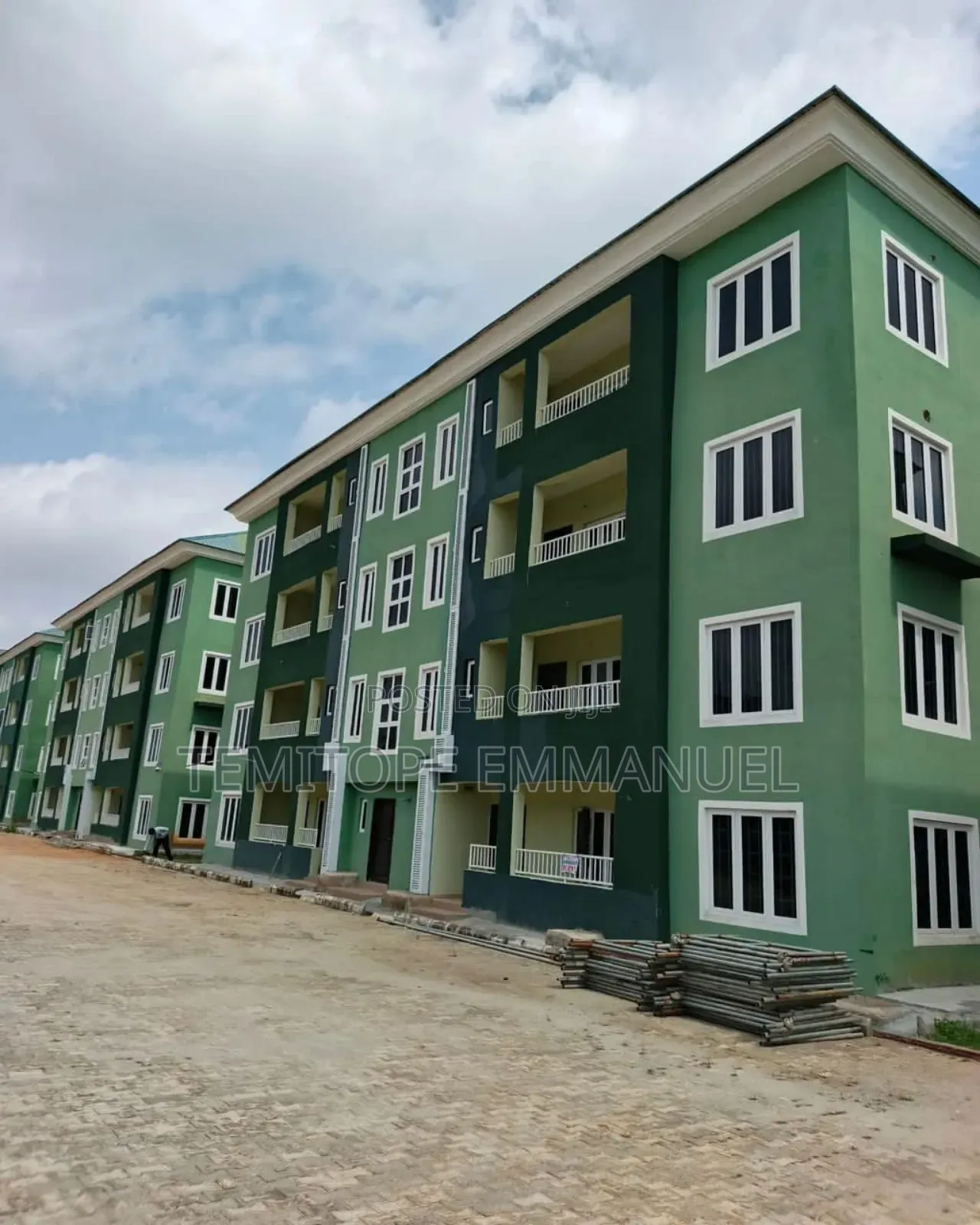 Furnished 3bdrm Apartment in Estate Ipaja for sale