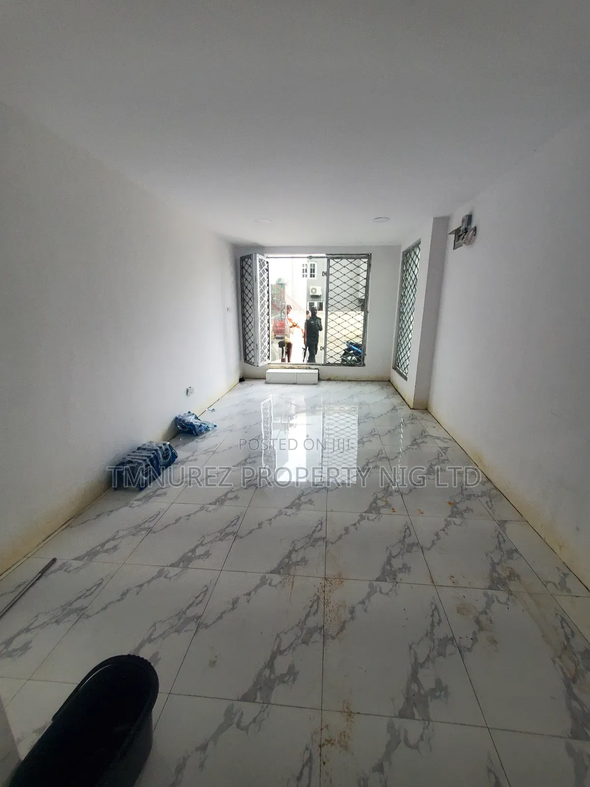 Groundfloor Shop for Rent Lekki Phase1