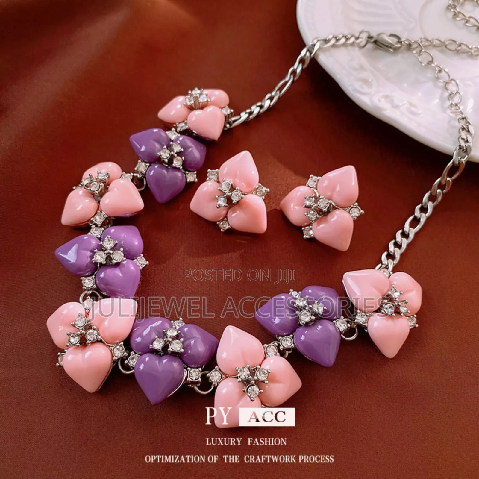New Stock Necklace, Bracelet and Earrings for Ladies