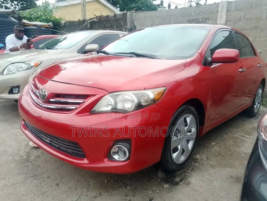 Toyota Corolla LE 4dr Sedan (1.8L 4cyl 4A) 2012 Red
