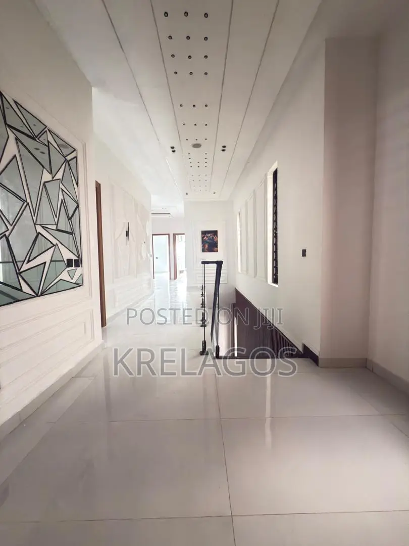 5bdrm Duplex in Ado / Ajah for sale