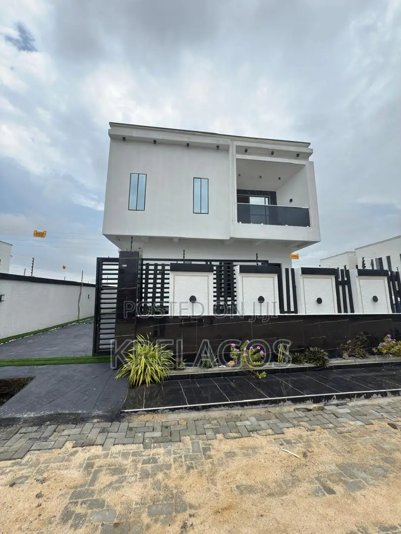 5bdrm Duplex in Ado / Ajah for sale