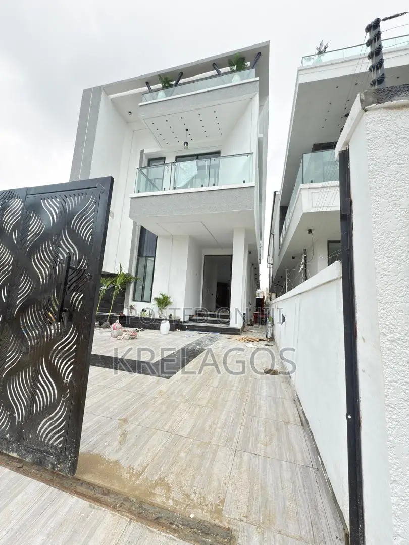 5bdrm Duplex in Ado / Ajah for sale