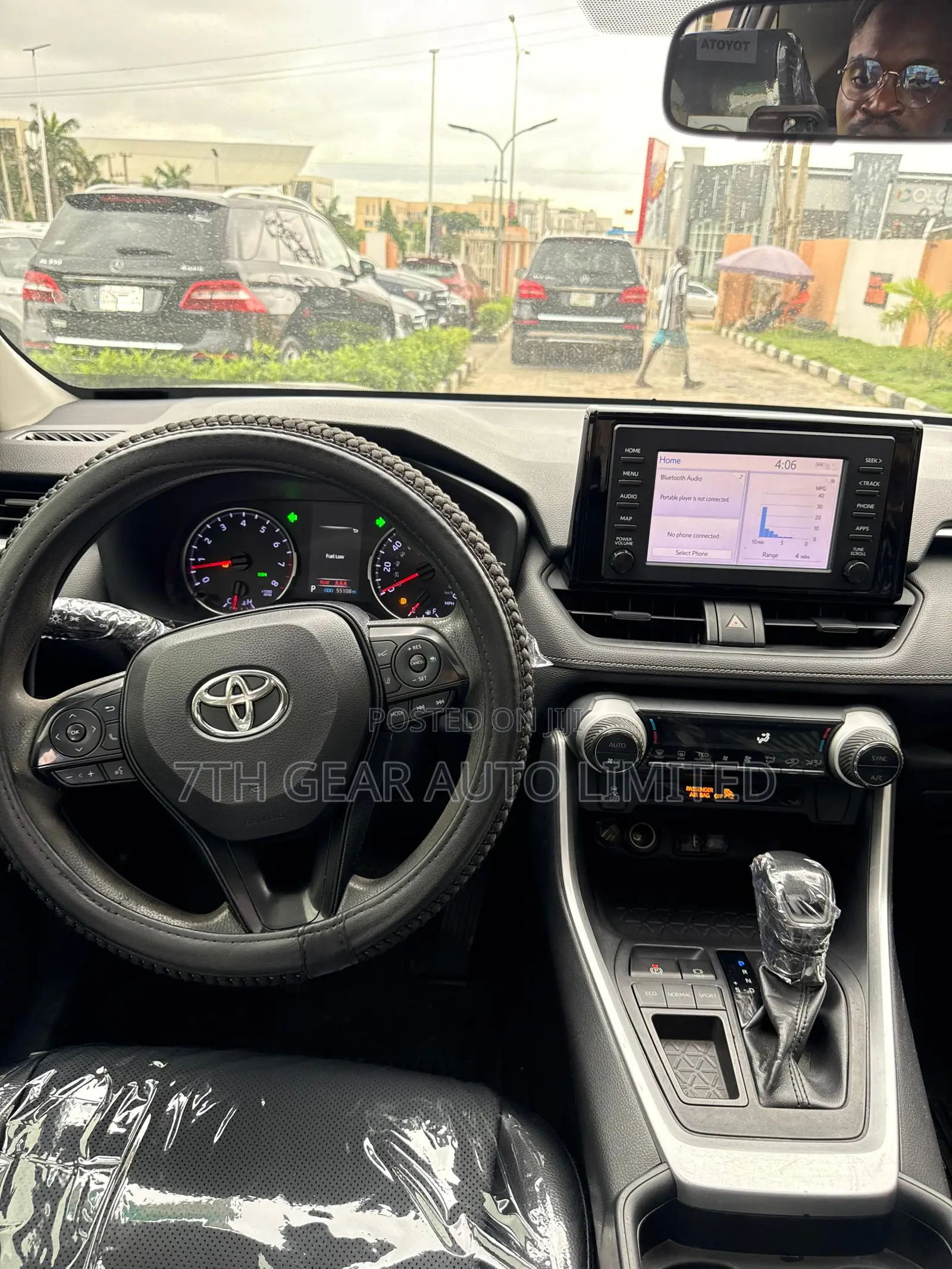 Toyota RAV4 XLE Premium AWD 2019 Silver