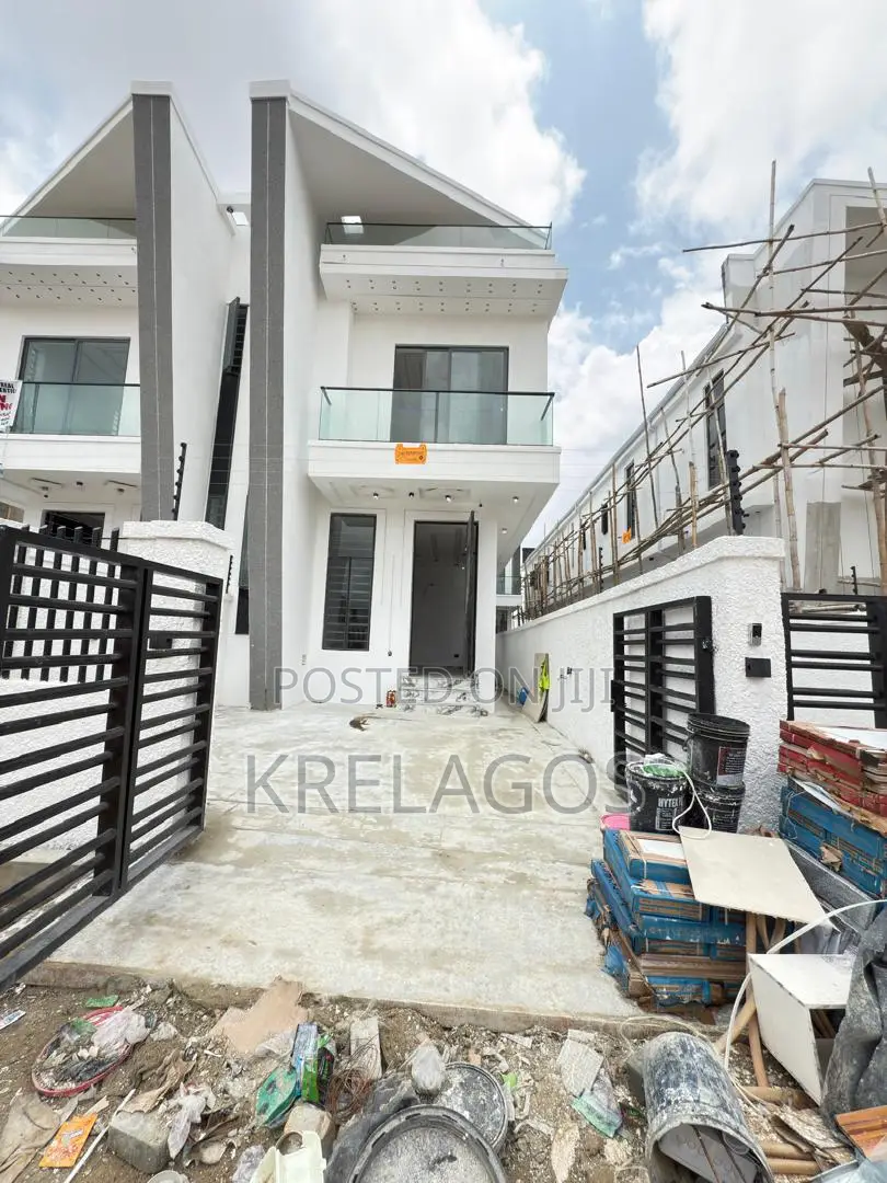 4bdrm Duplex in Ado / Ajah for sale