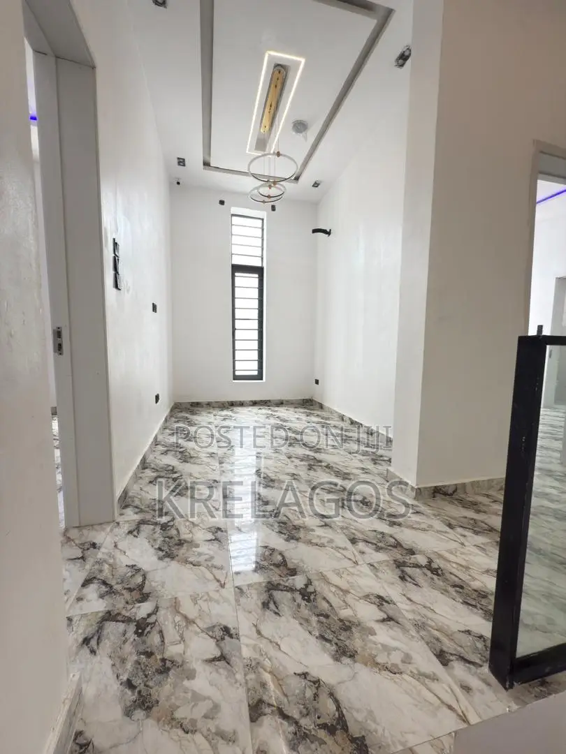 4bdrm Duplex in Ado / Ajah for sale