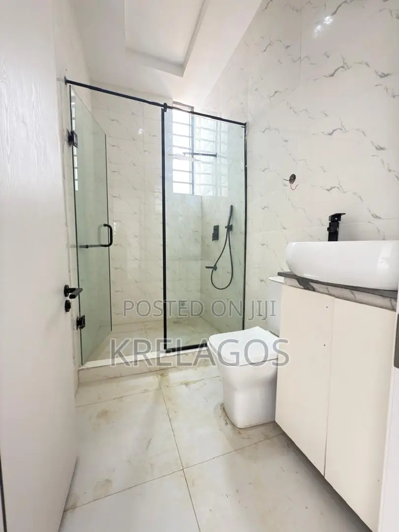 4bdrm Duplex in Ado / Ajah for sale