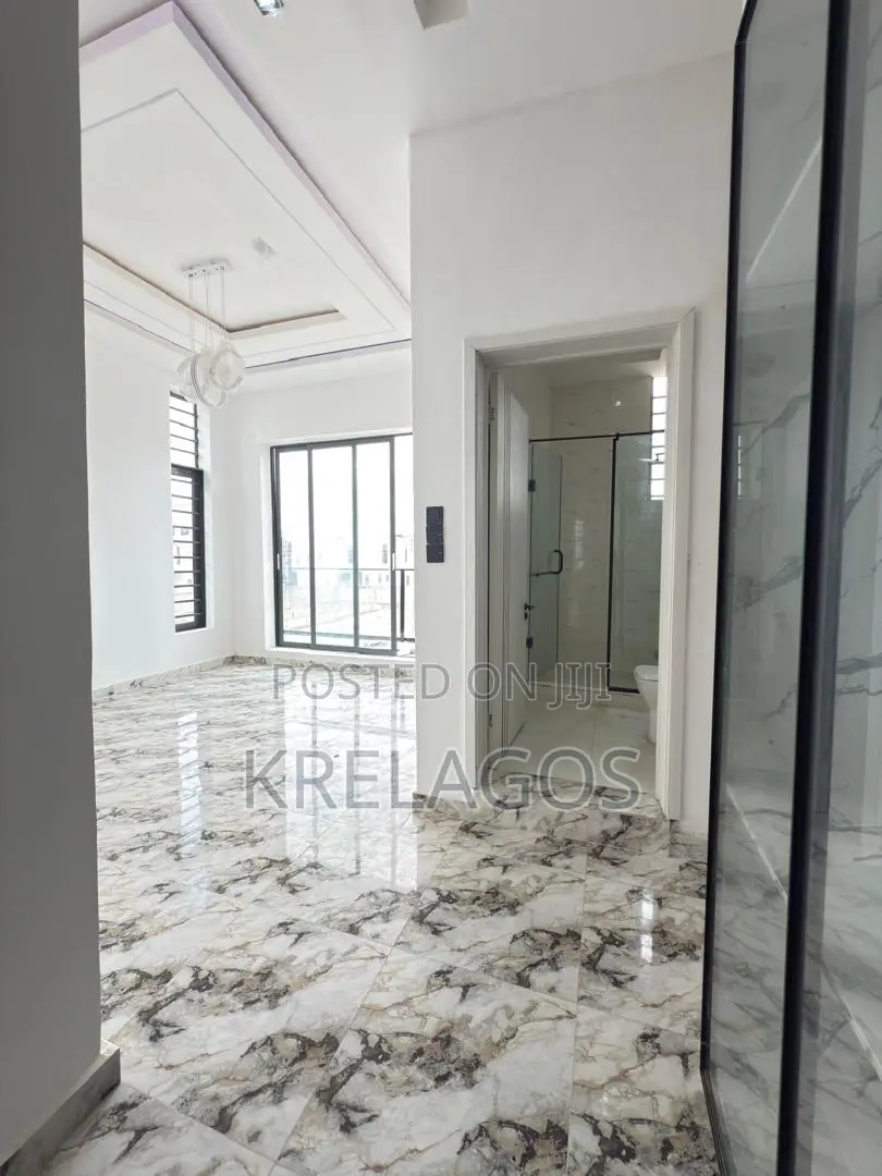 4bdrm Duplex in Ado / Ajah for sale