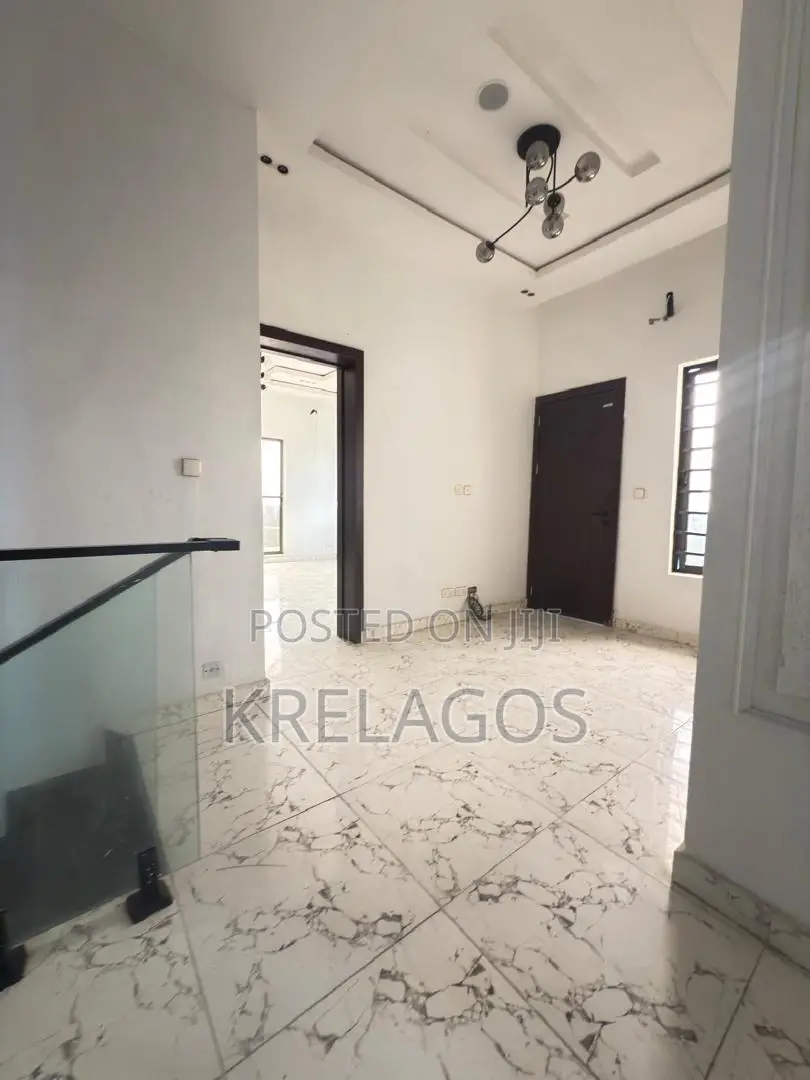 4bdrm Duplex in Ado / Ajah for sale