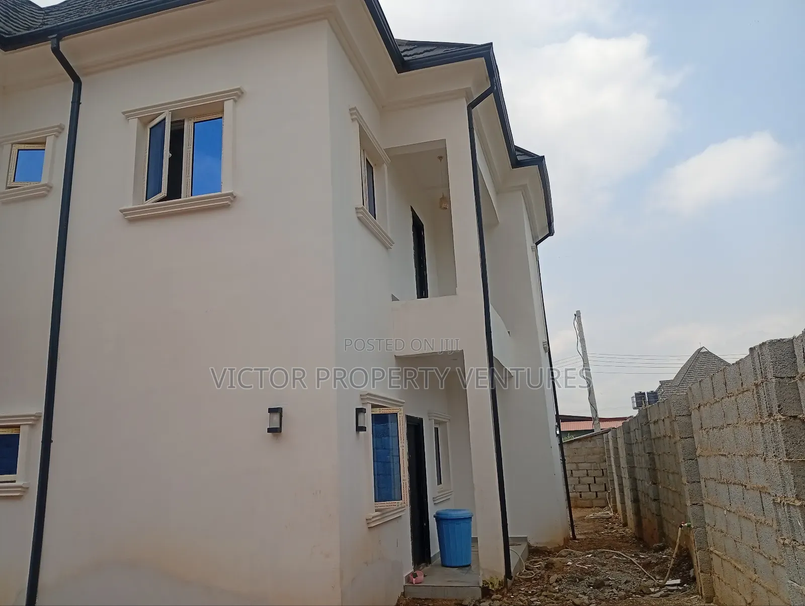 5bdrm Duplex in Kubwa for sale