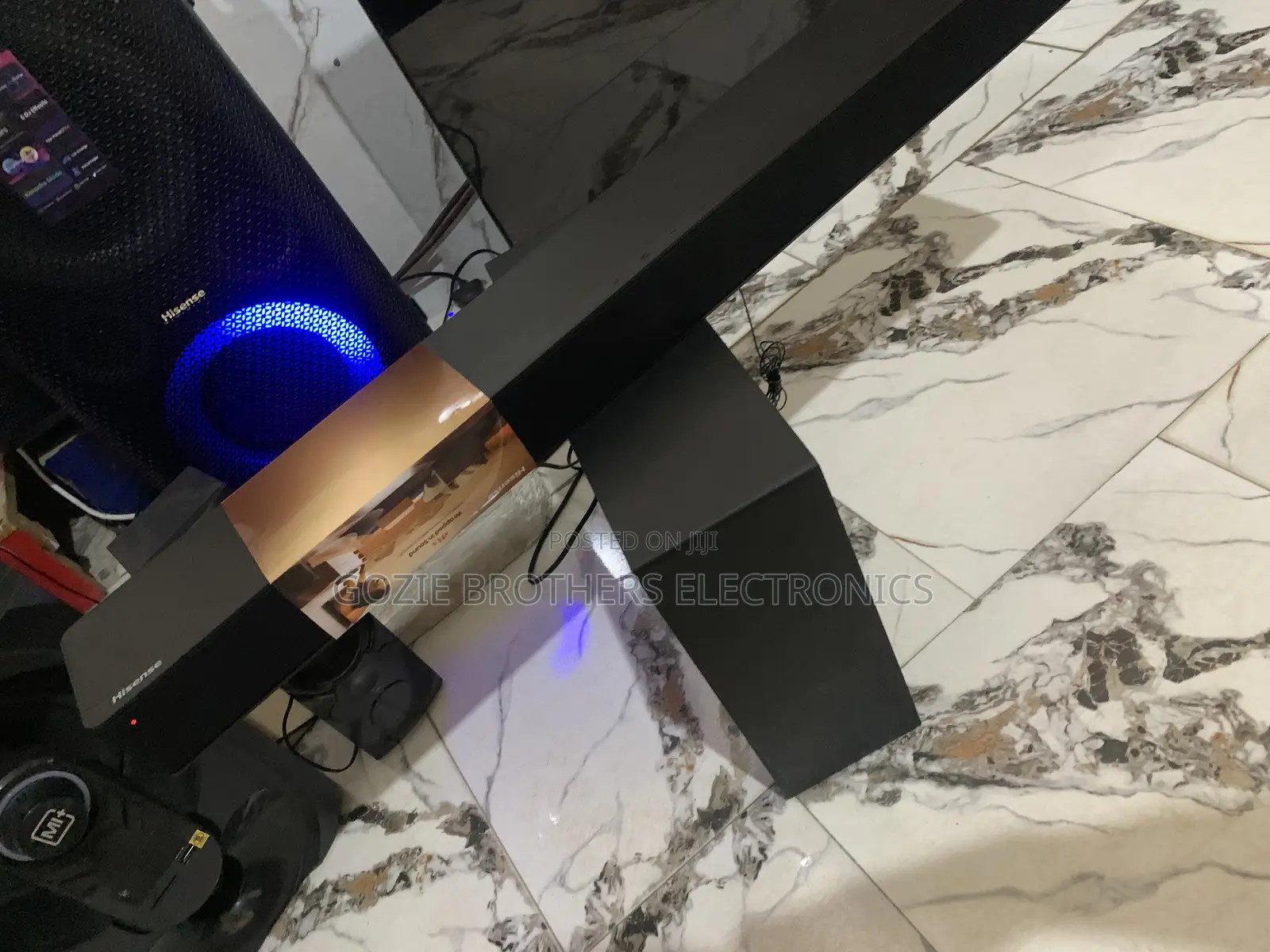 Hisense 2.1 Sound Bar 240 Watts Wireless Connection
