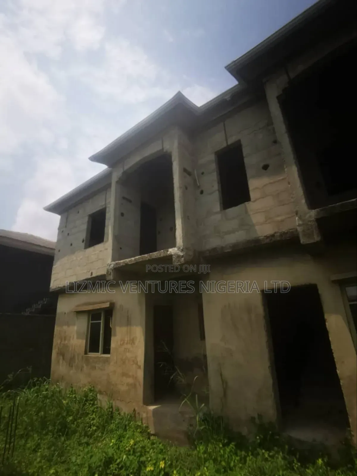2bdrm Block of Flats in Olowo Ila, Igando / Ikotun/Igando for sale