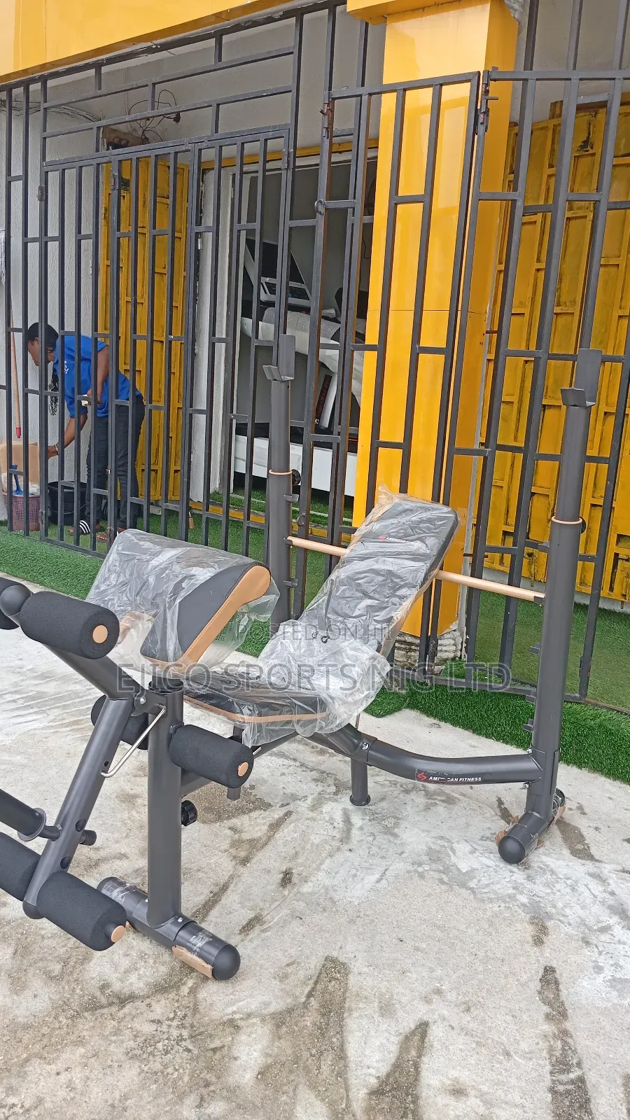 Commercial Weight Lifting Bench Available