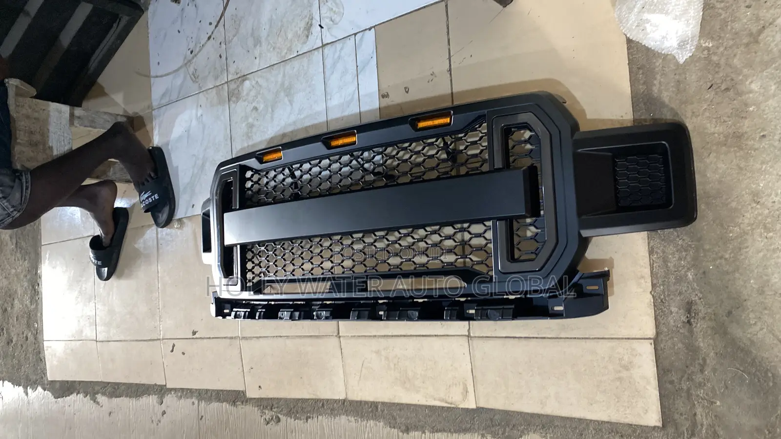 Ford F150 2018/2019 Front Grill Cover Led Type.