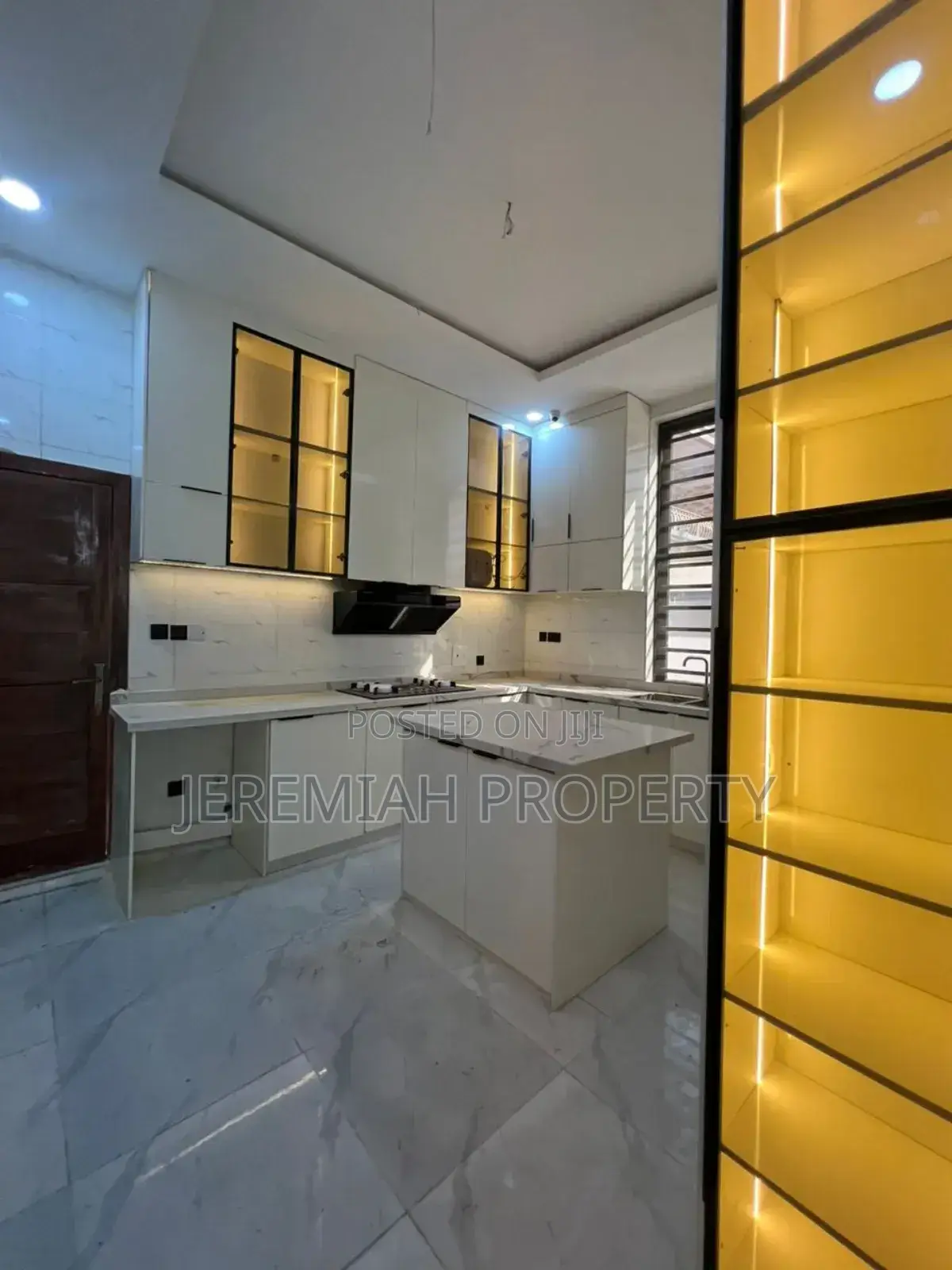 5bdrm Duplex in Chevron Estate Lekki for sale