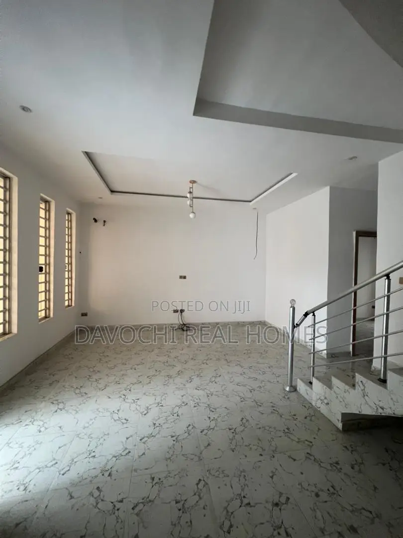 4bdrm Duplex in Lekki County for rent