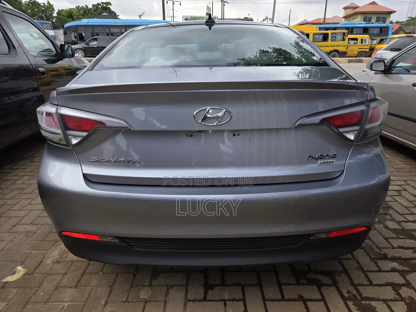 Hyundai Sonata Limited Sedan FWD (2.4L 4cyl 6A) 2017 Gray