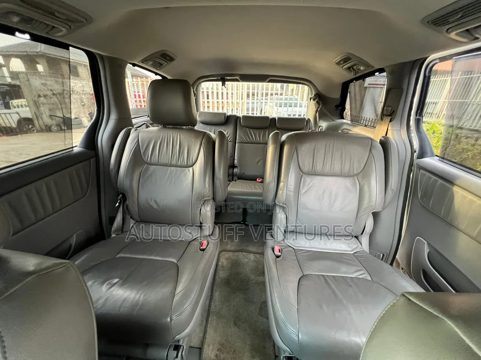 Toyota Sienna Limited 7 Passenger 2010 Silver
