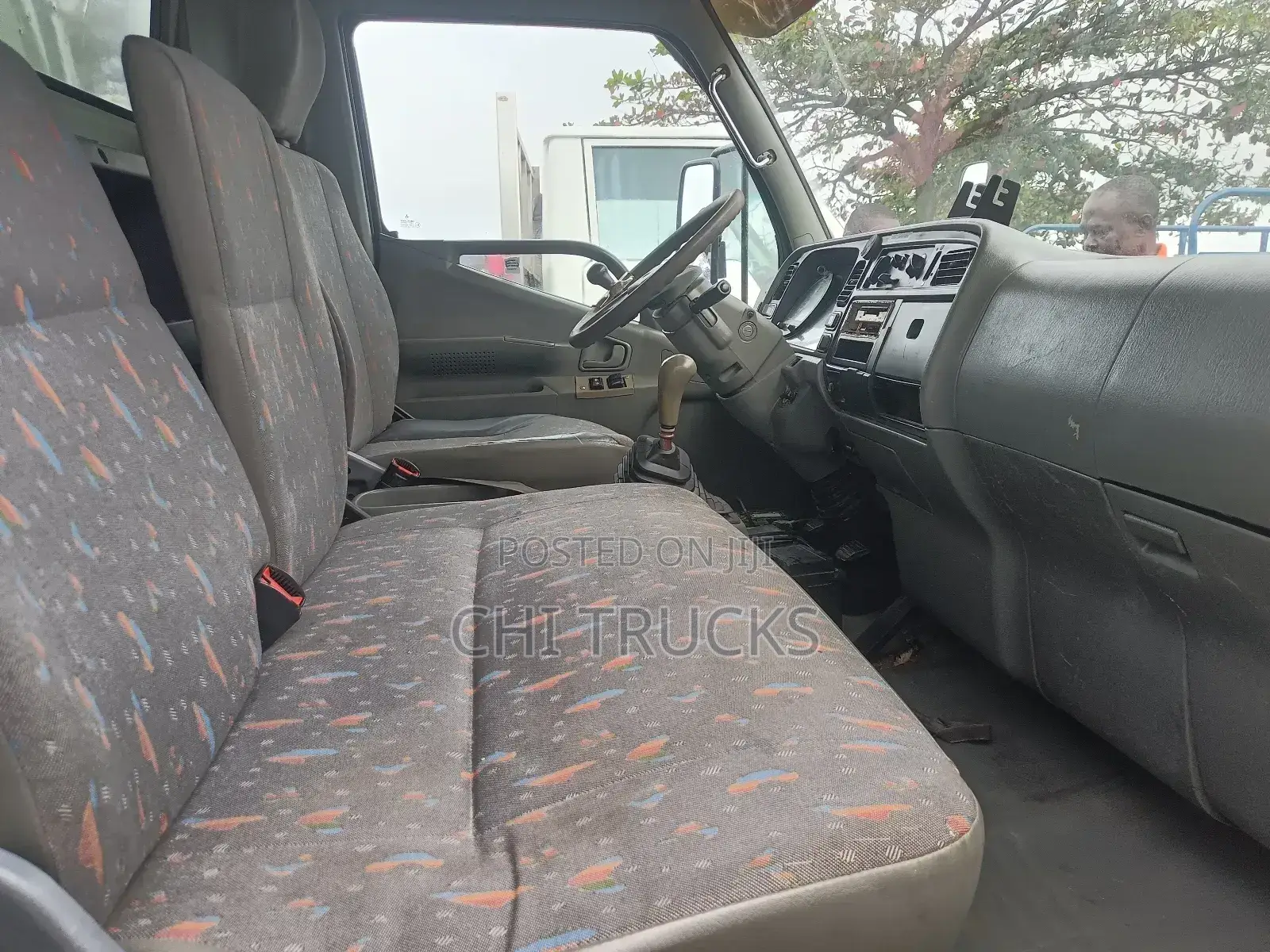 Mitsubishi Canter Cargo Truck 2002 Blue