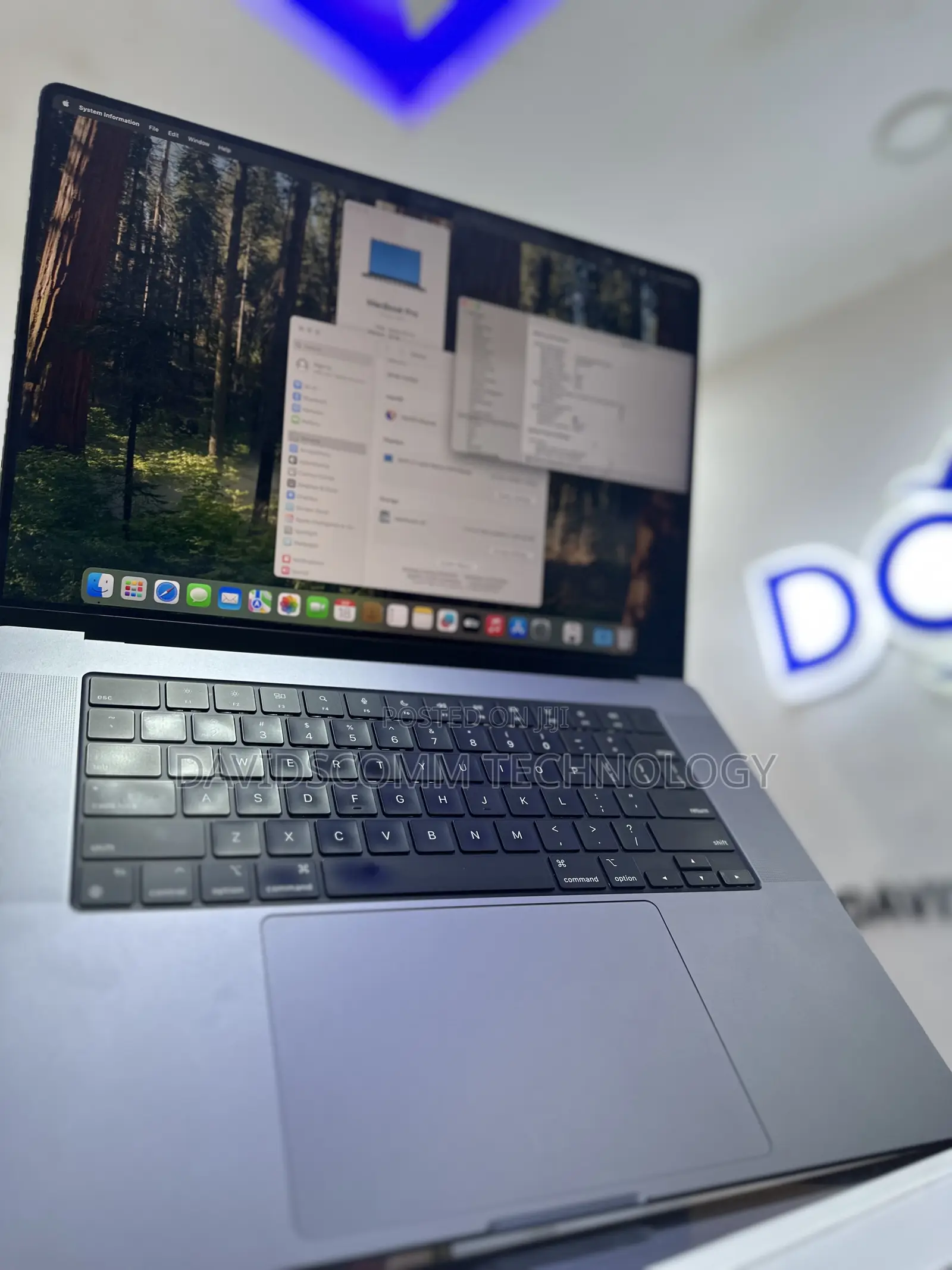 Laptop Apple MacBook Pro 2021 M1 16GB Apple M1 Pro SSD 512GB