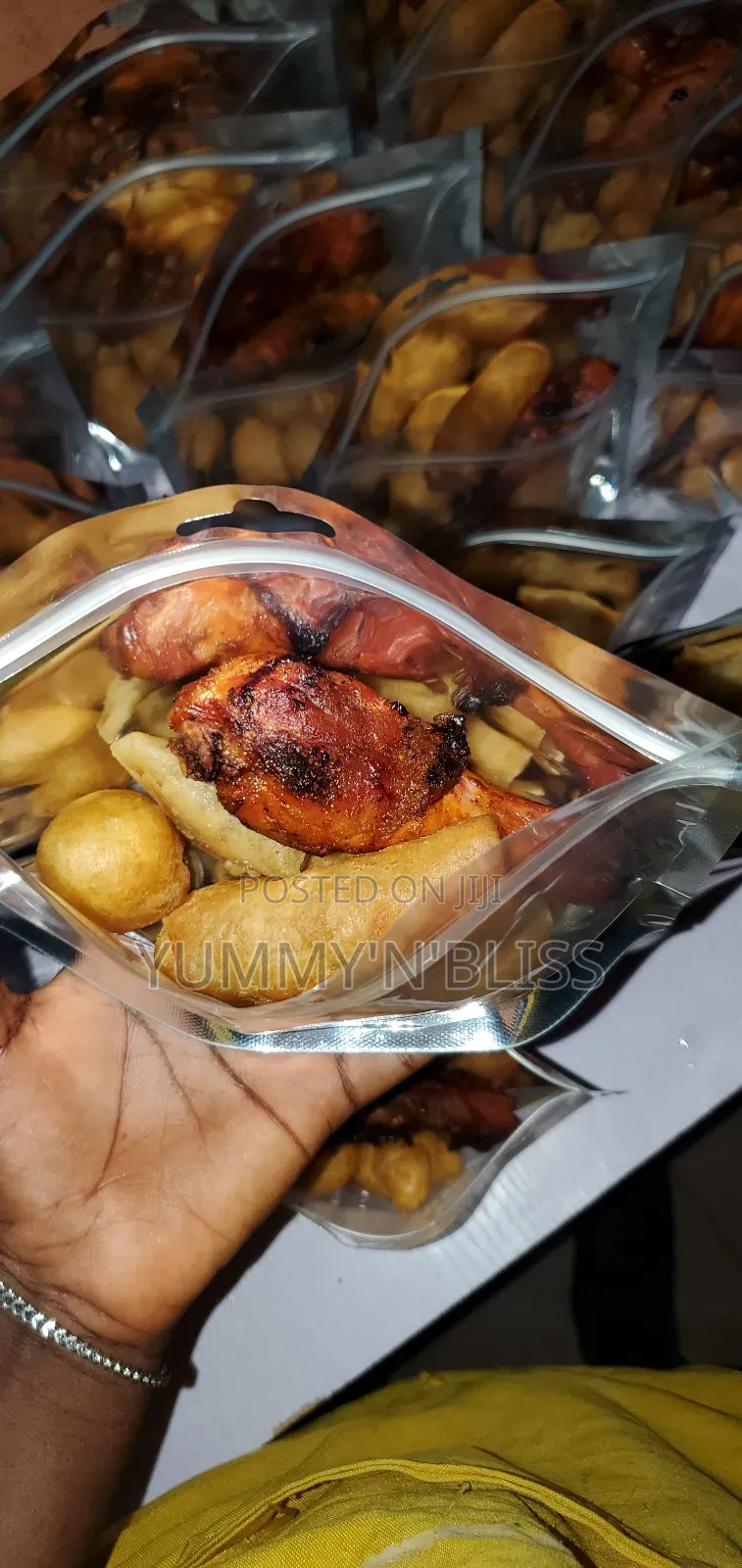 Pack of Small Chops (Spring Rolls, Samosa, Puff Puff and Chicken)