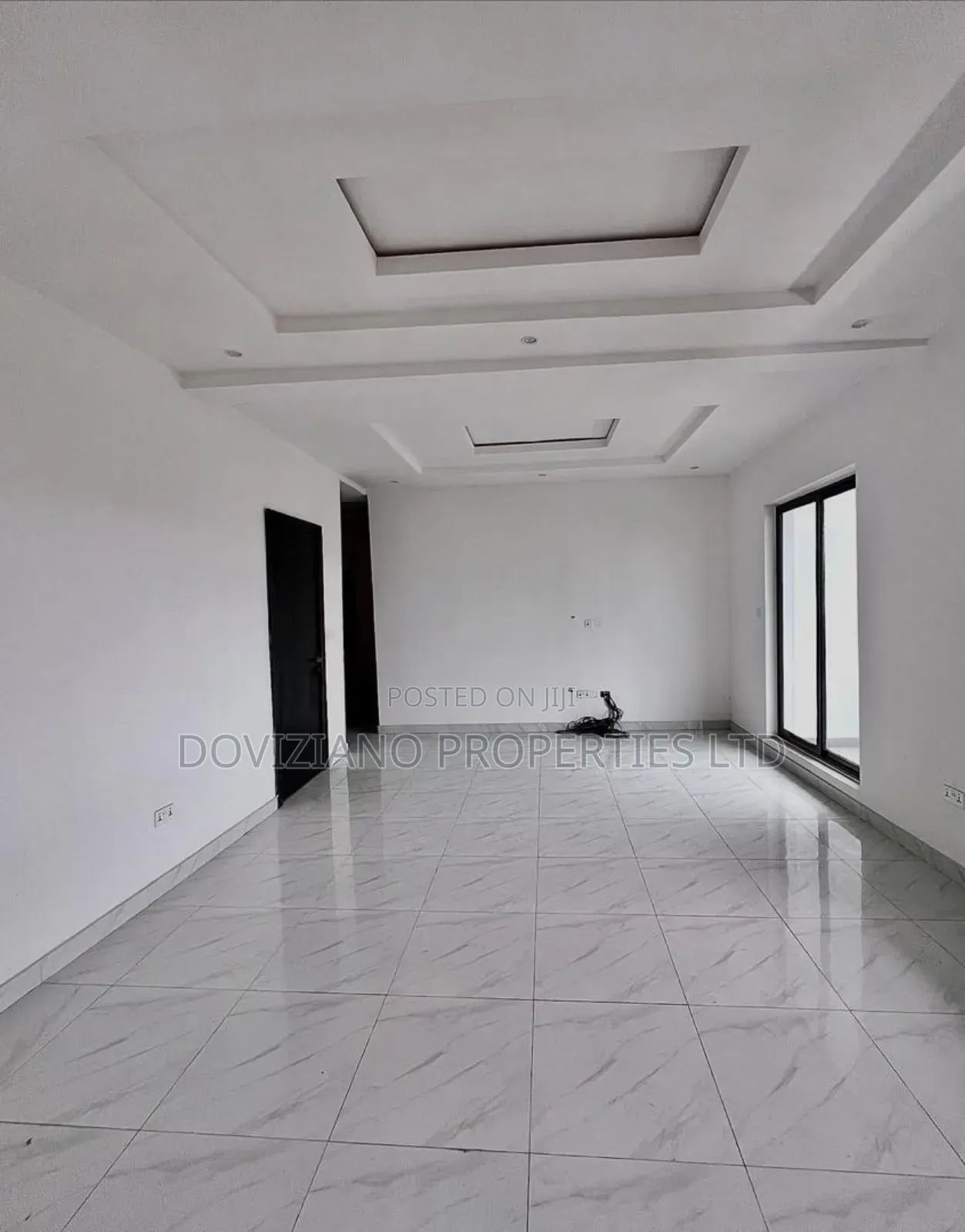 5bdrm Duplex in Lekki Phase 1 for sale