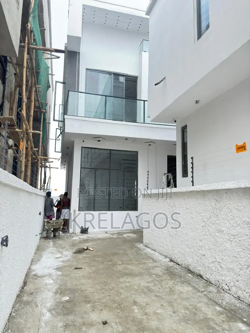 4bdrm Duplex in Ado / Ajah for sale
