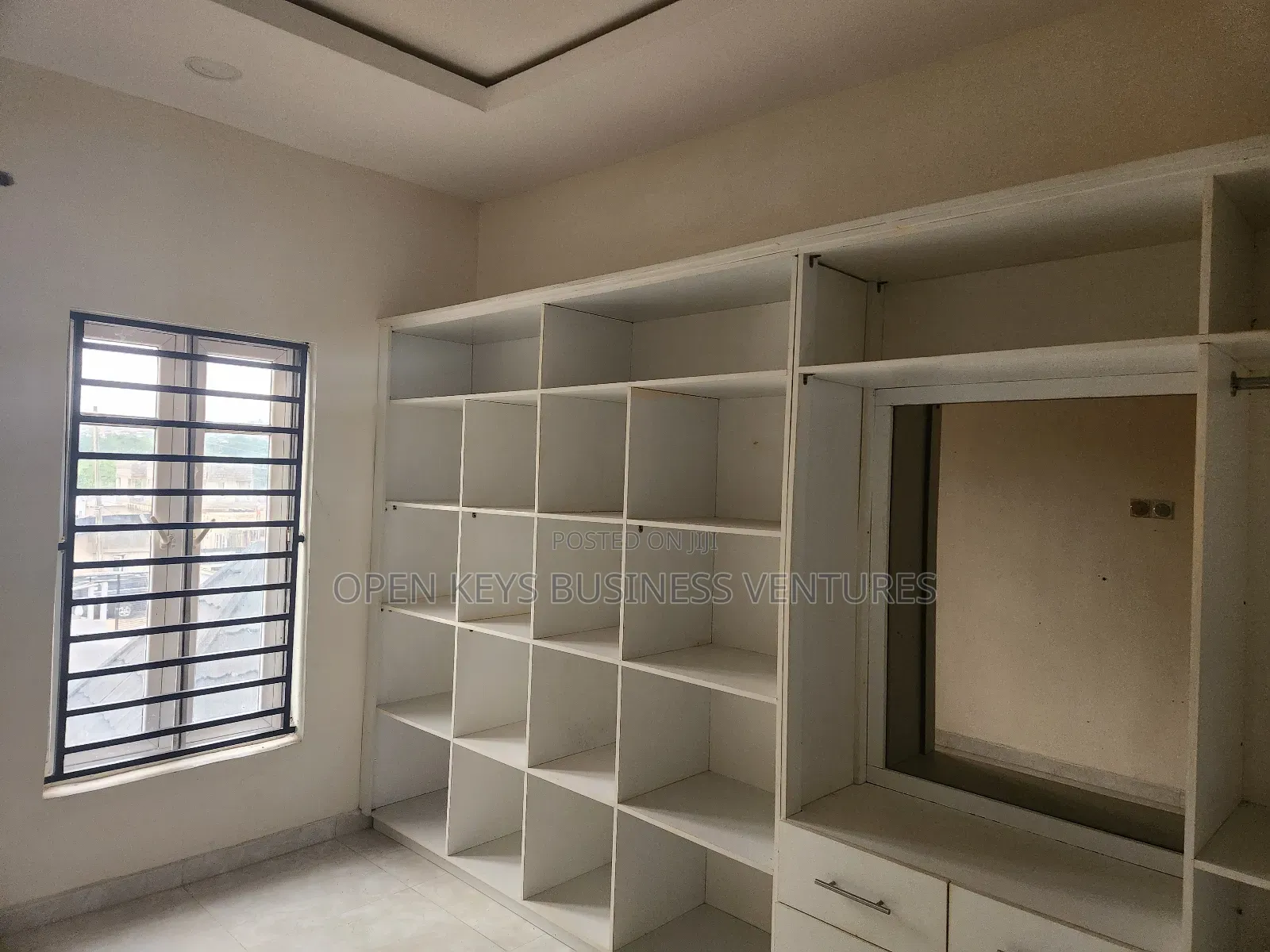 Furnished 5bdrm Duplex in Alpha Grace, Jericho for sale