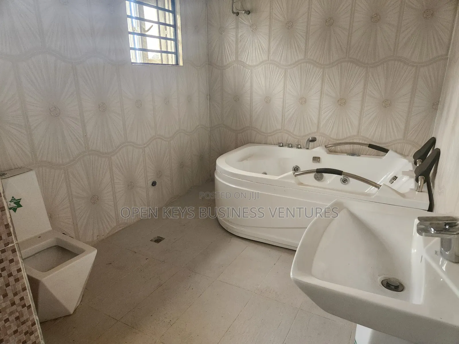 Furnished 5bdrm Duplex in Alpha Grace, Jericho for sale