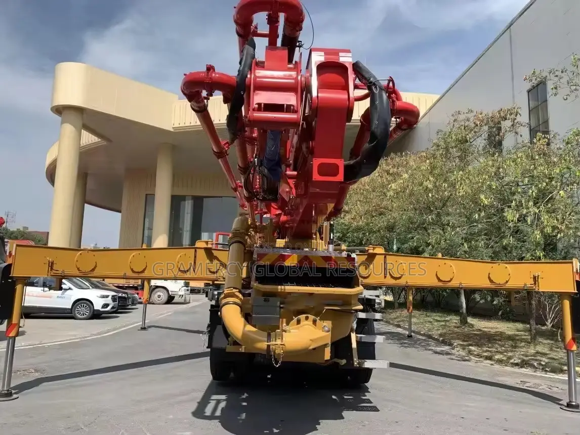 Foreign Used Tokunbo Concrete Pump Truck 37meters