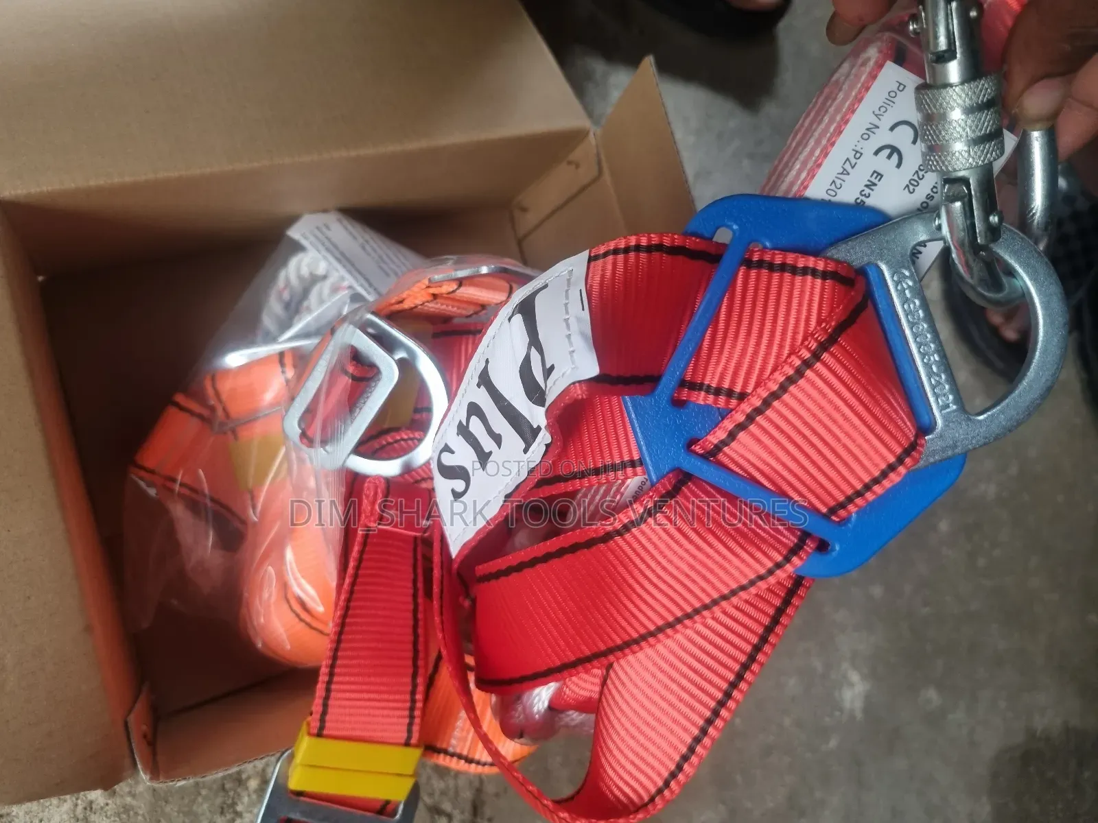 Fall Arrest Harness System With Scaffolding Hooks