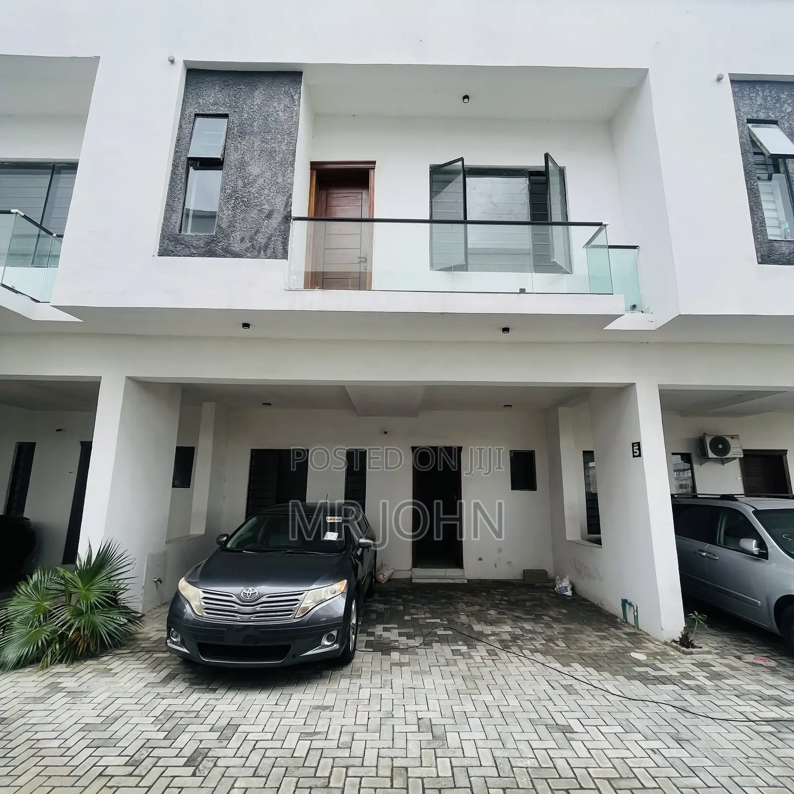 4bdrm Duplex in Vgc Harris Drive, Lekki for rent
