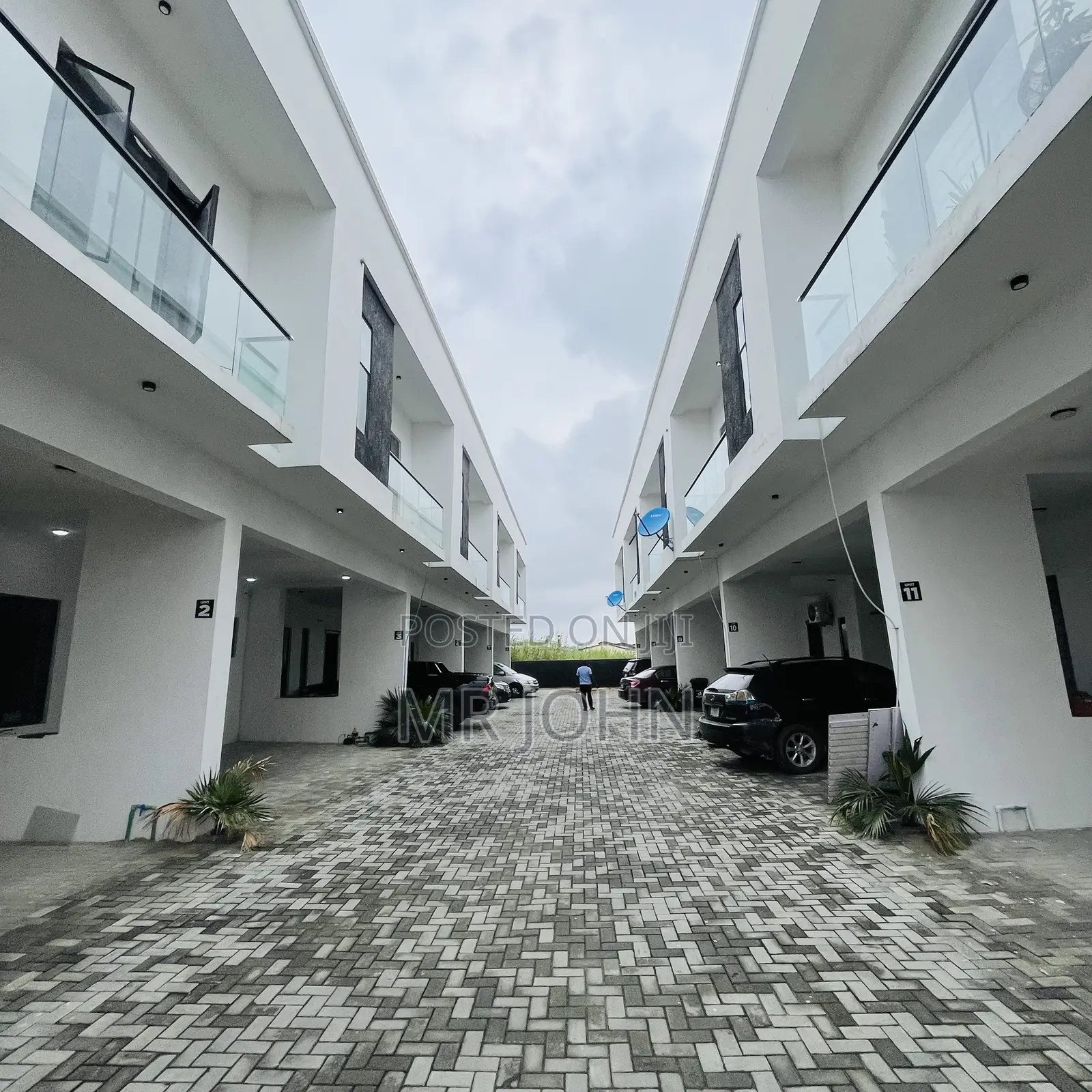 4bdrm Duplex in Vgc Harris Drive, Lekki for rent