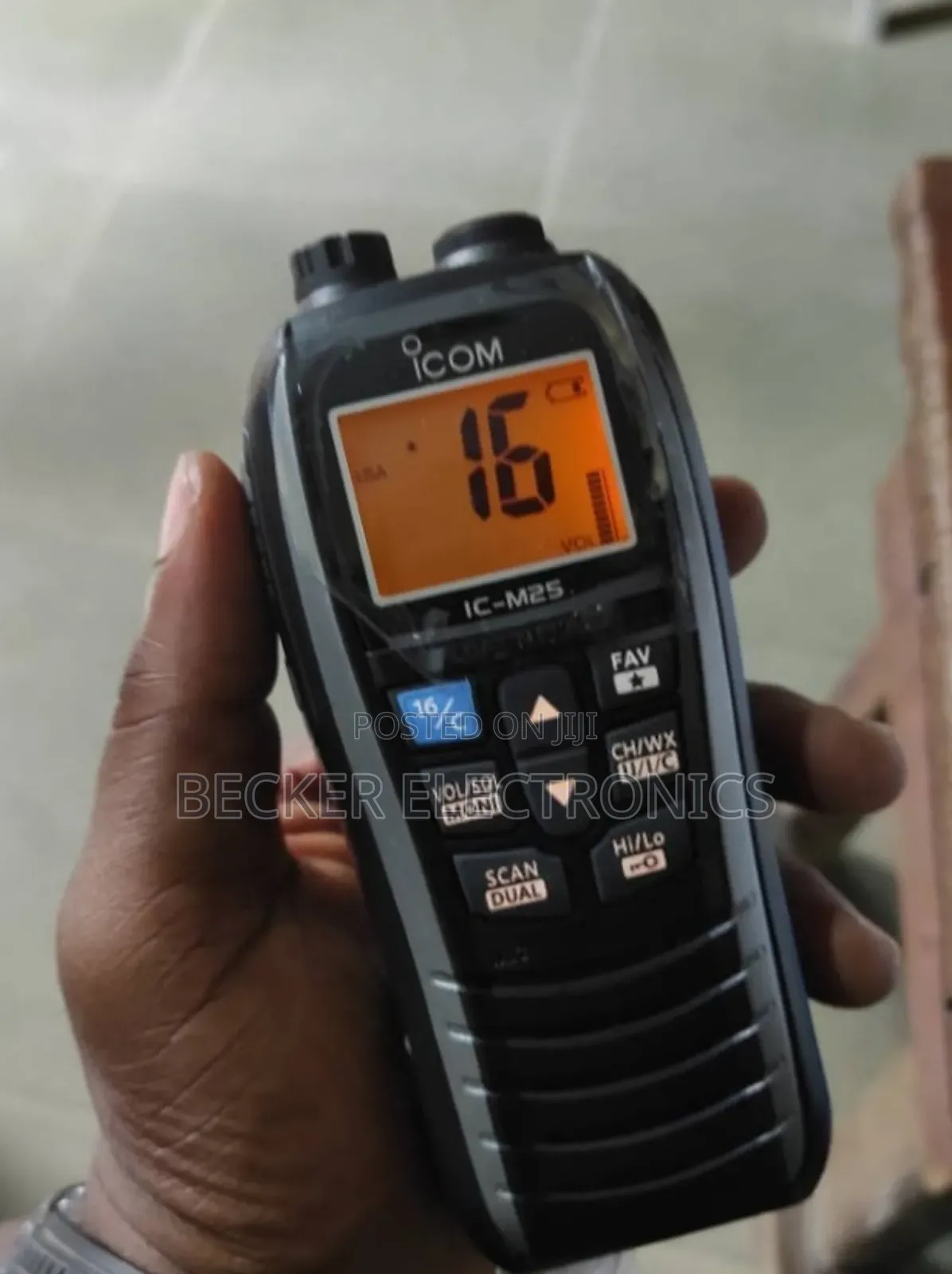 Ic-M25 Marine Summersible Radio