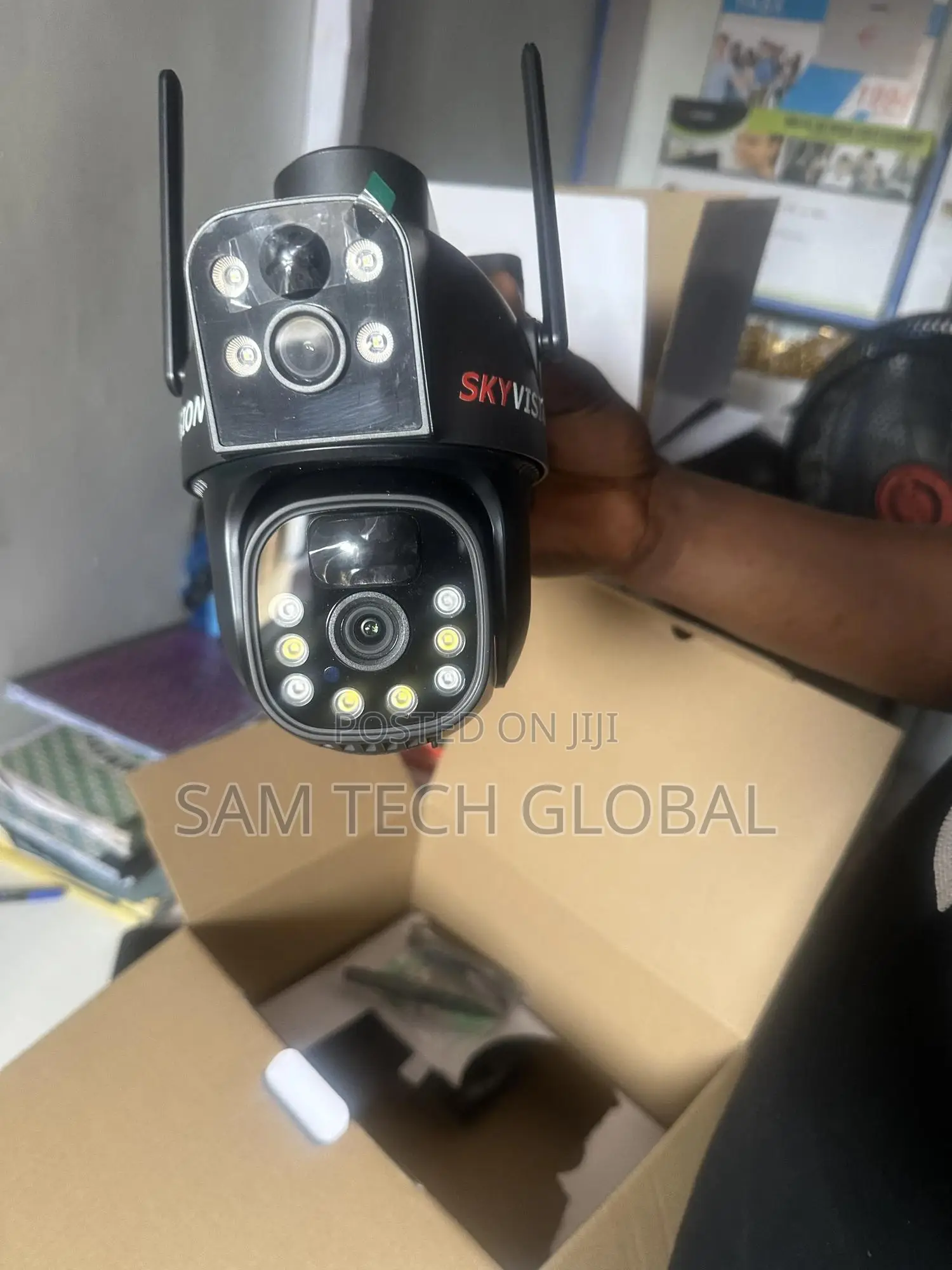 Ubox 4g Dual Lens CCTV