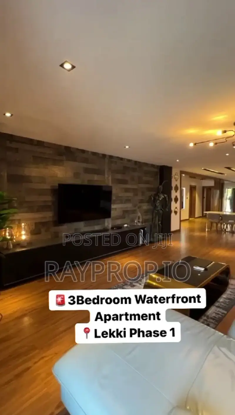 503186ld - 3 Bedroom Shortlet in Lekki Phase 1