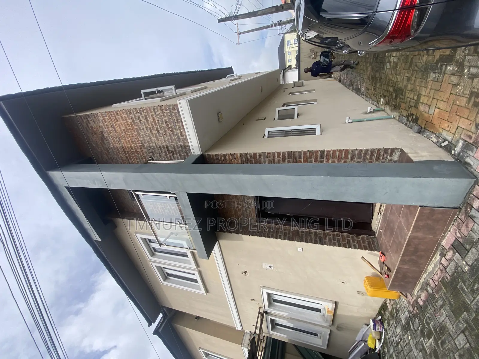 1bdrm Apartment in Agungi, Lekki for rent